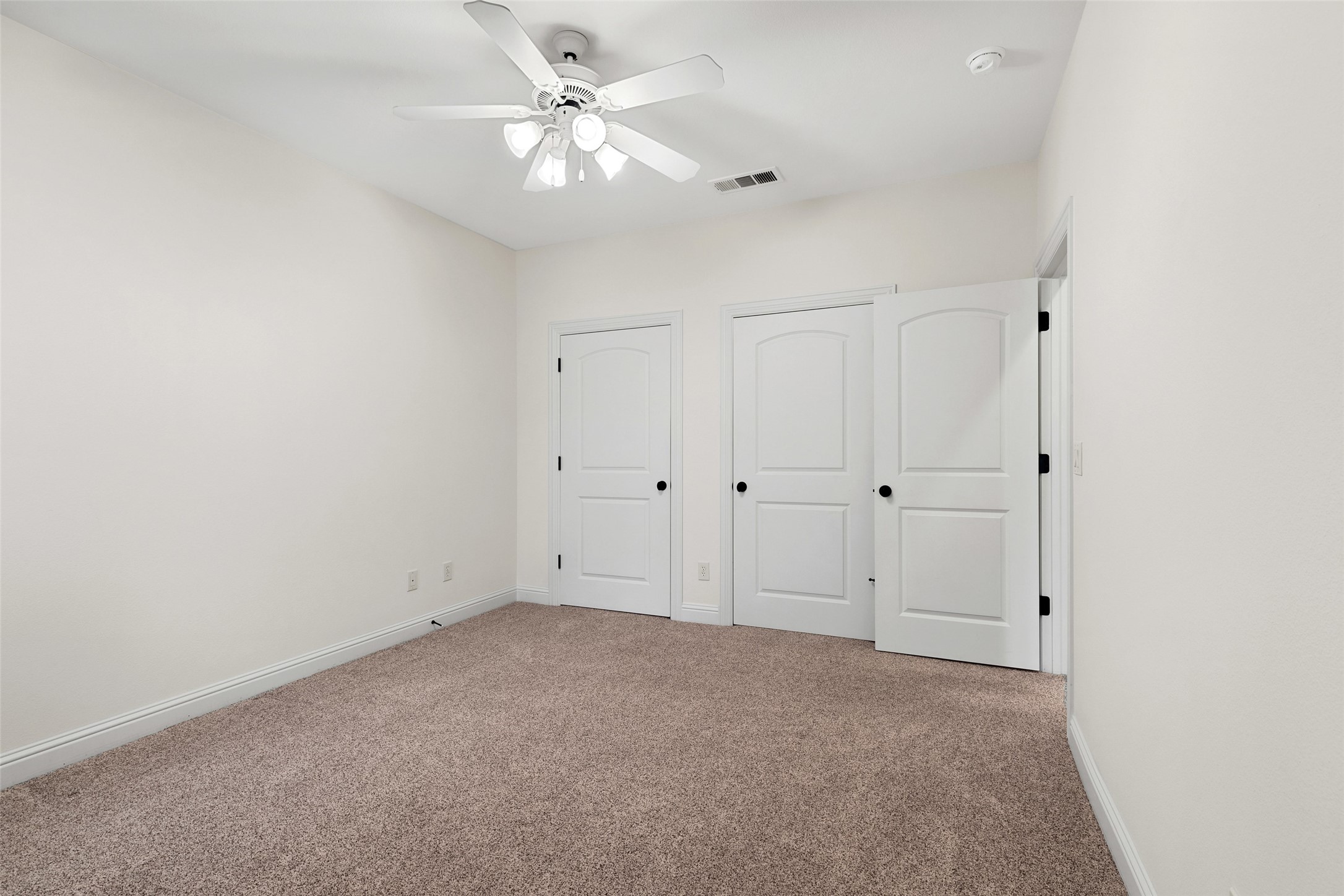 17208 Lechlade Lane Dallas TX 75252