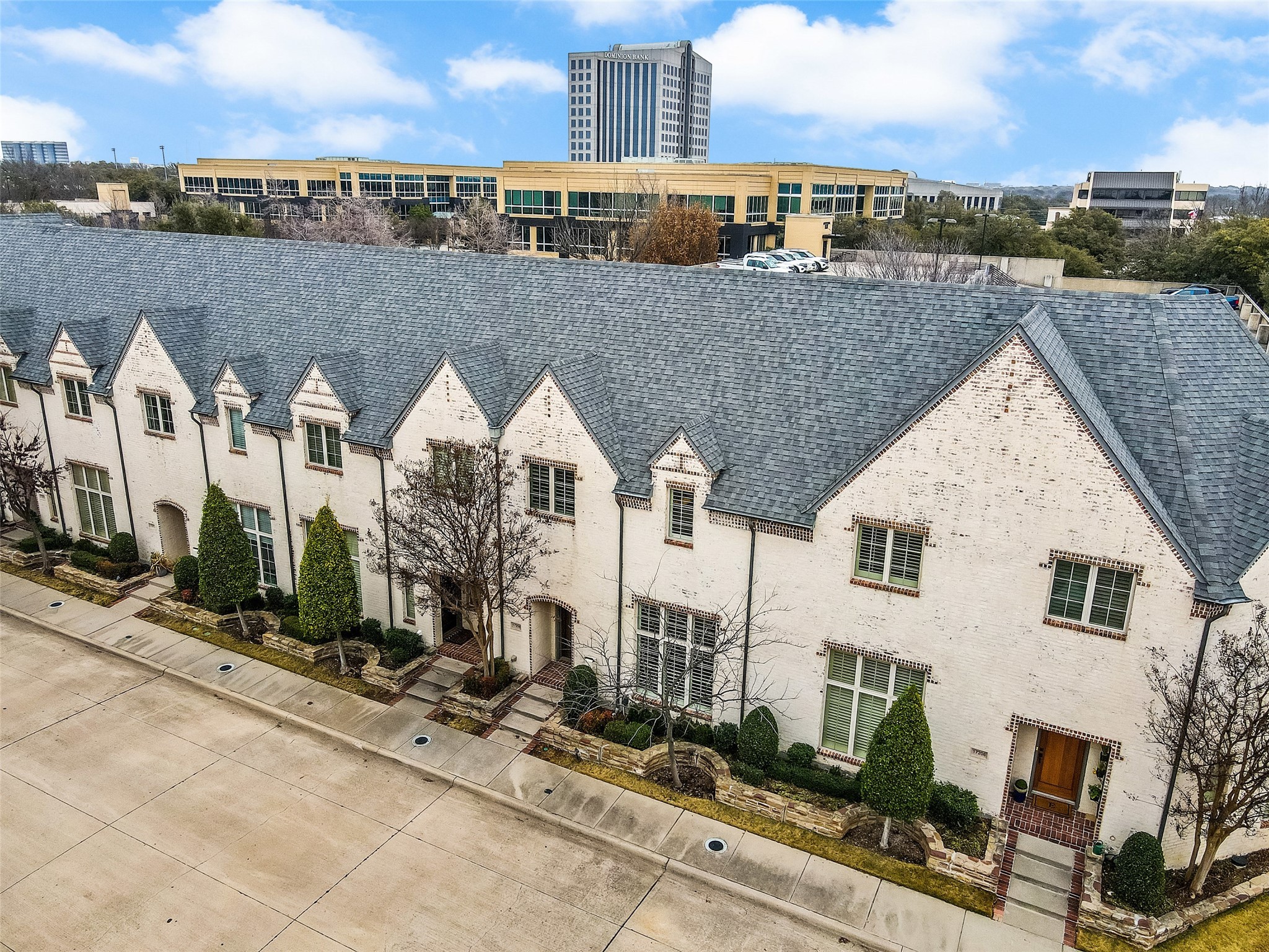17208 Lechlade Lane Dallas TX 75252