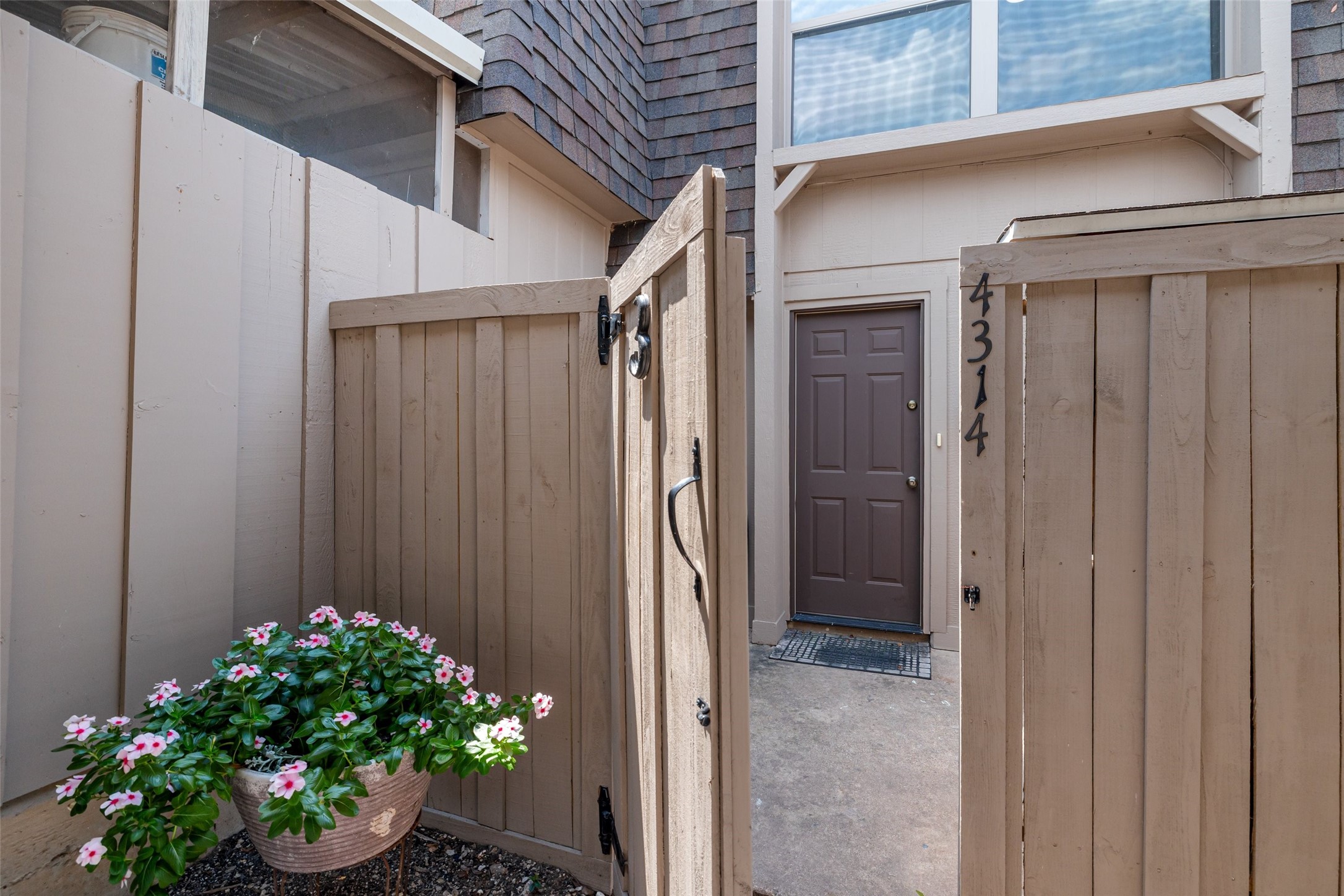 4314 Overlook Court De Cordova TX 76049