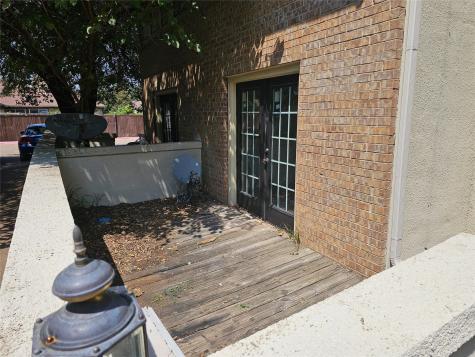 9605 Walnut Street Dallas TX 75243