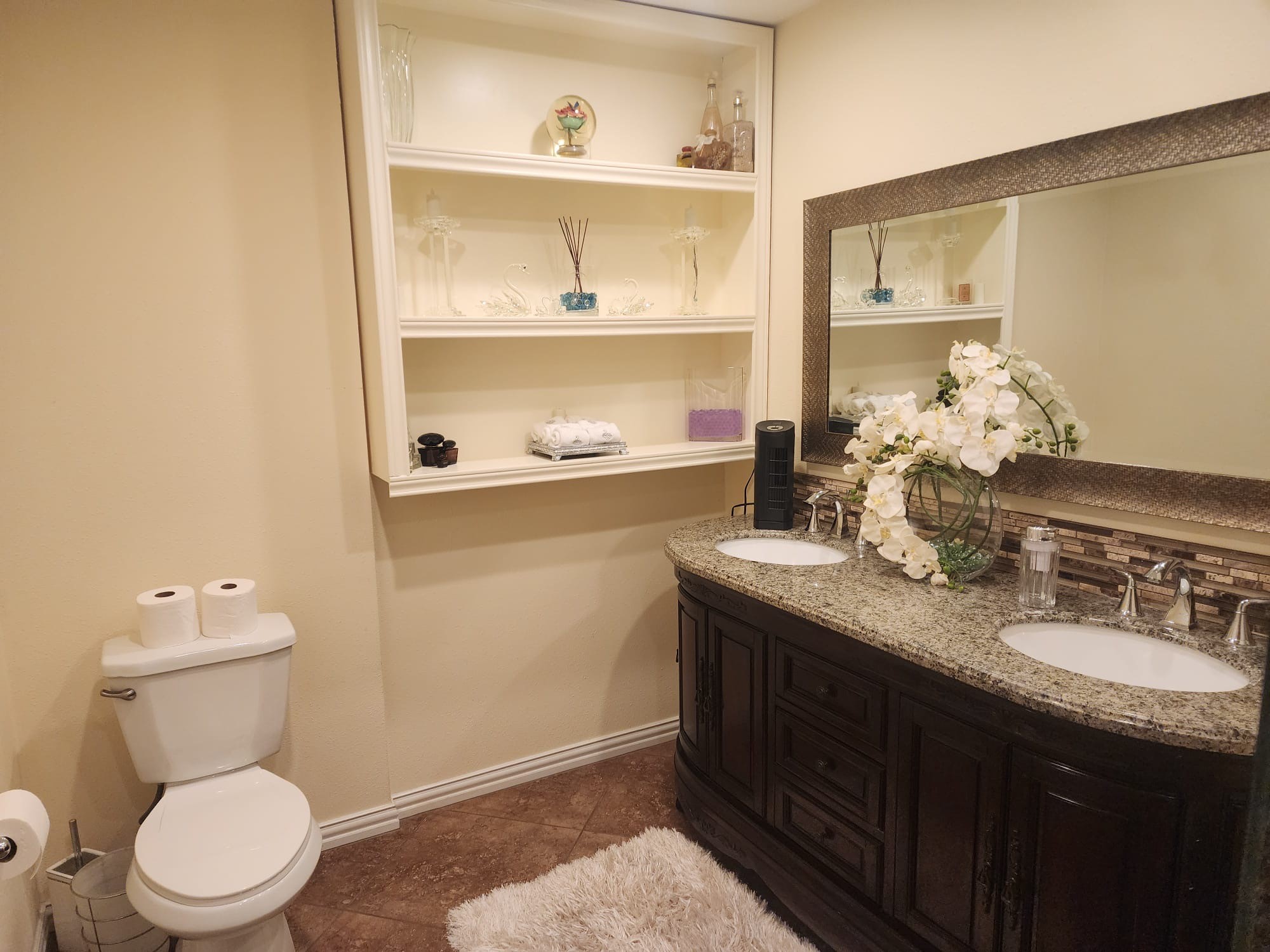 2106 Amesbury Drive Arlington TX 76011