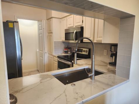 2106 Amesbury Drive Arlington TX 76011