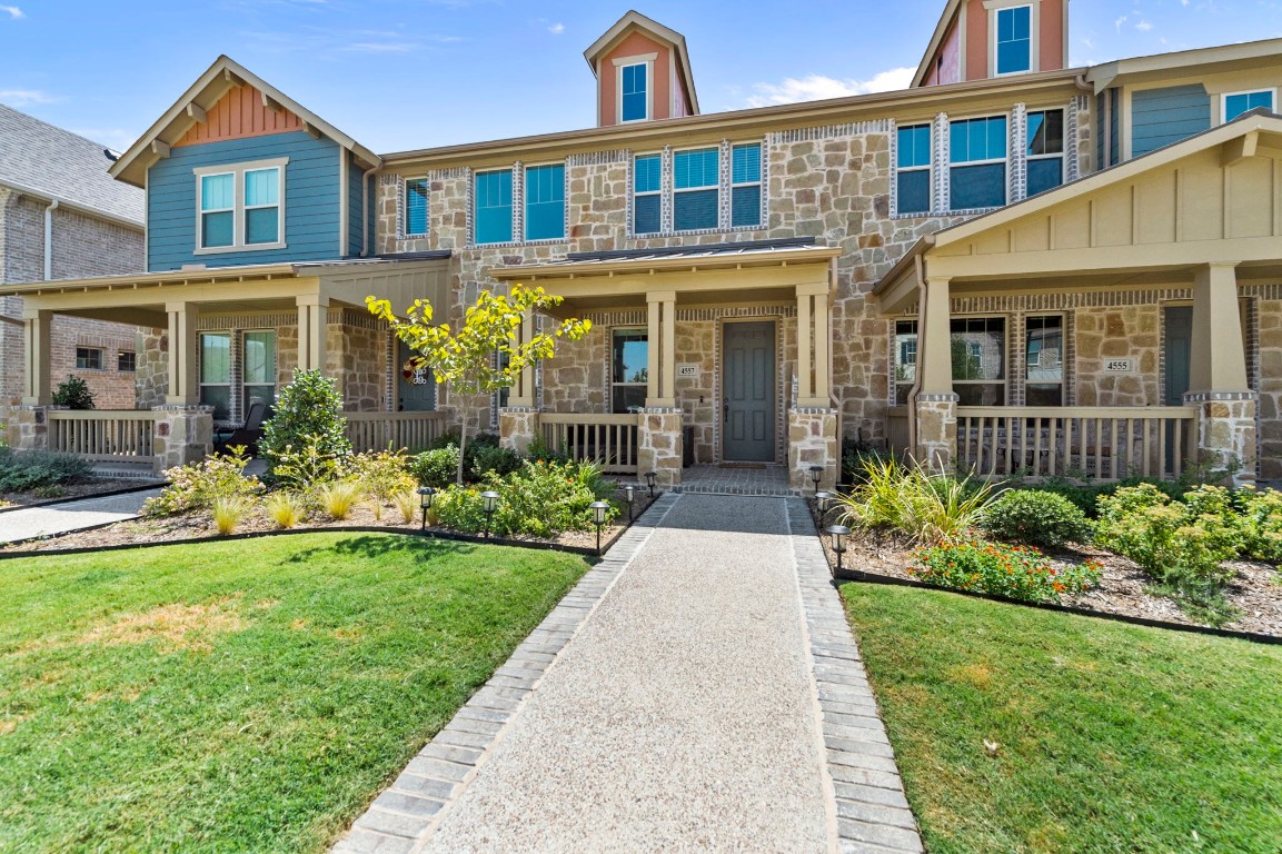 4557 Cypress Thorn Drive Arlington TX 76005
