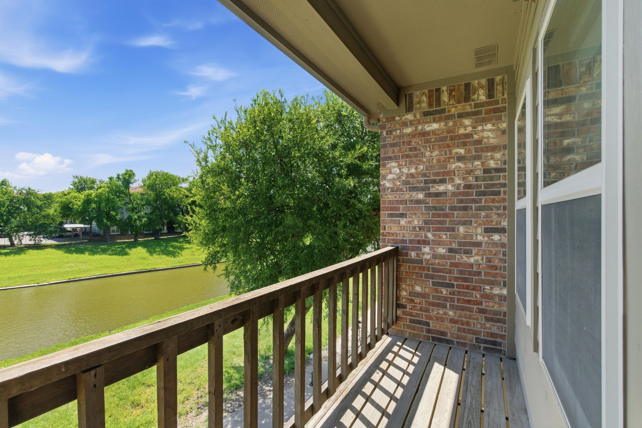 564 Waterloo Drive Lewisville TX 75067