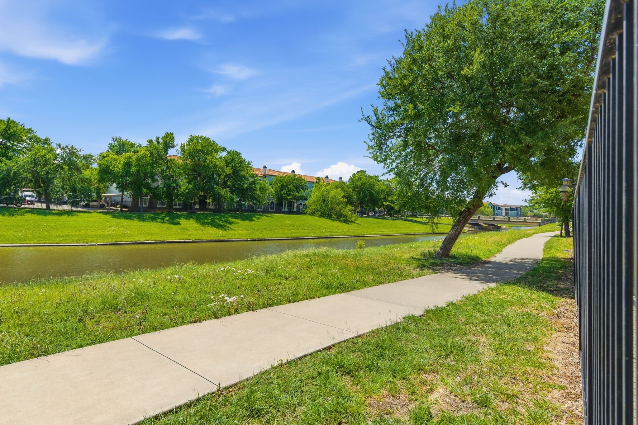 564 Waterloo Drive Lewisville TX 75067