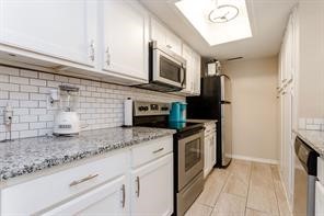 12802 Midway Road Dallas TX 75244