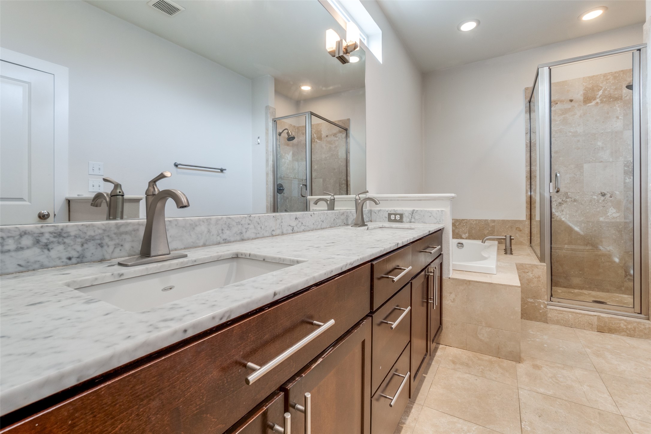 5711 Ross Avenue Dallas TX 75206