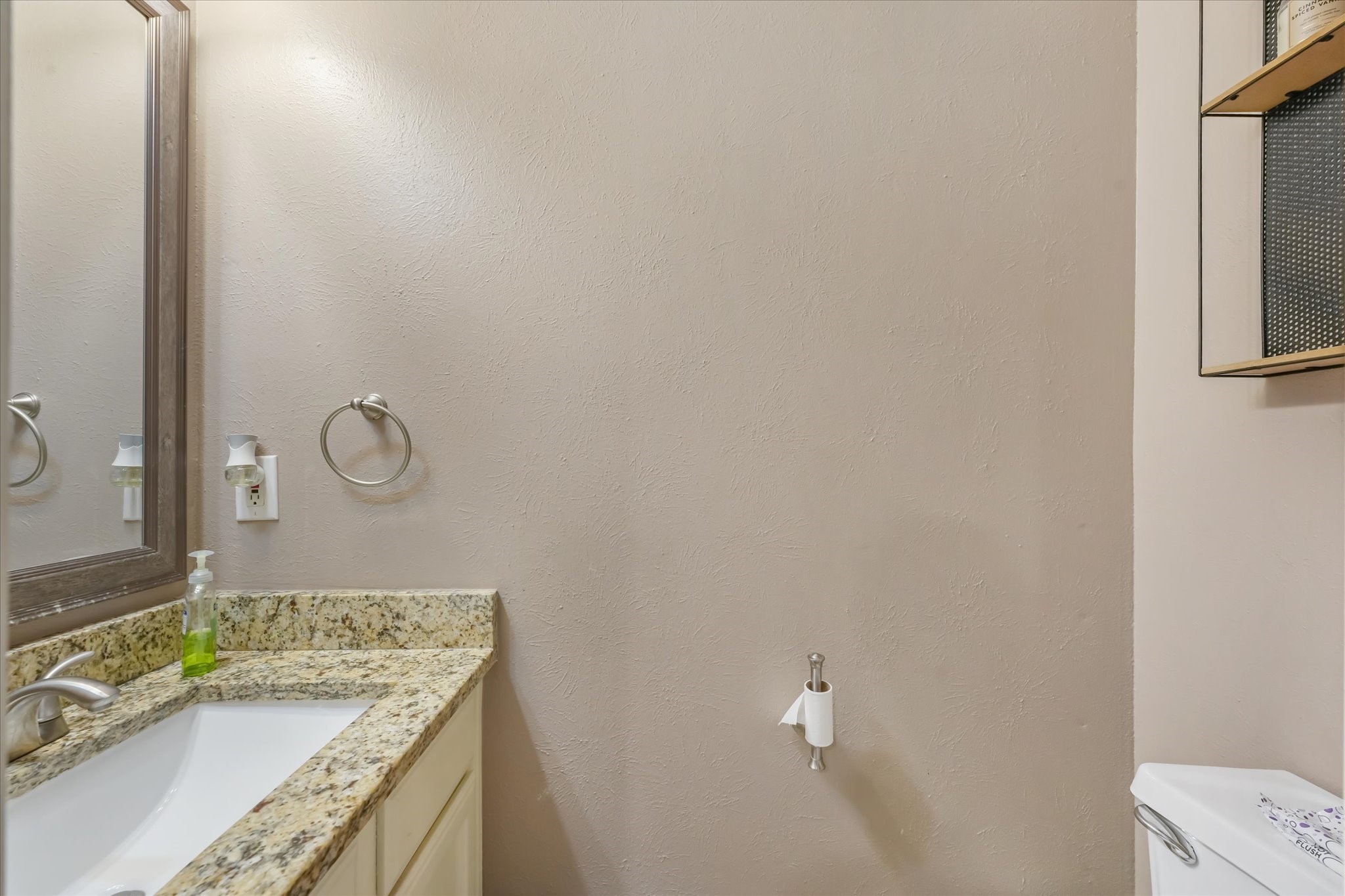 621 Carriagehouse Lane Garland TX 75040