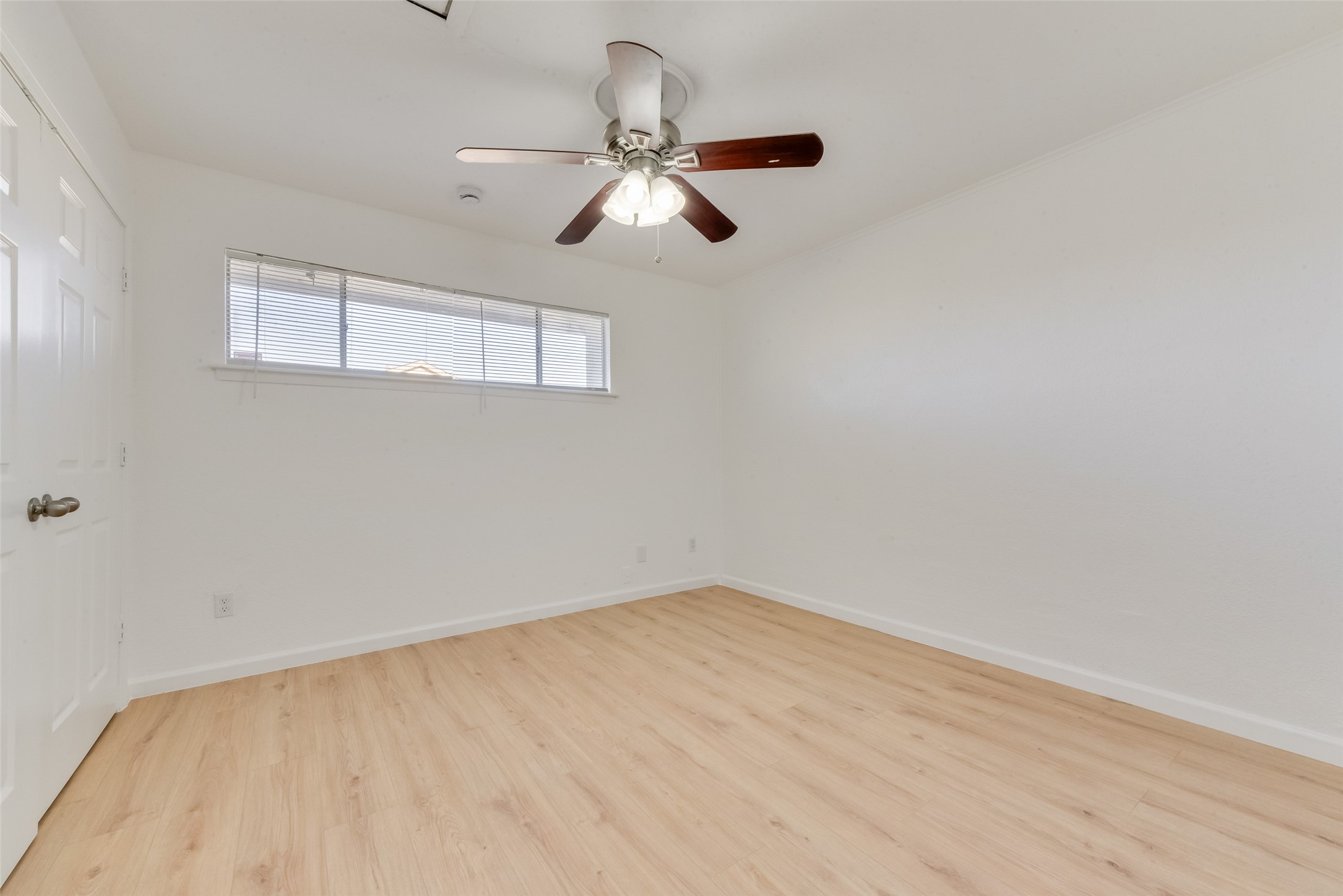 80 E Mountain Creek Drive Grand Prairie TX 75052