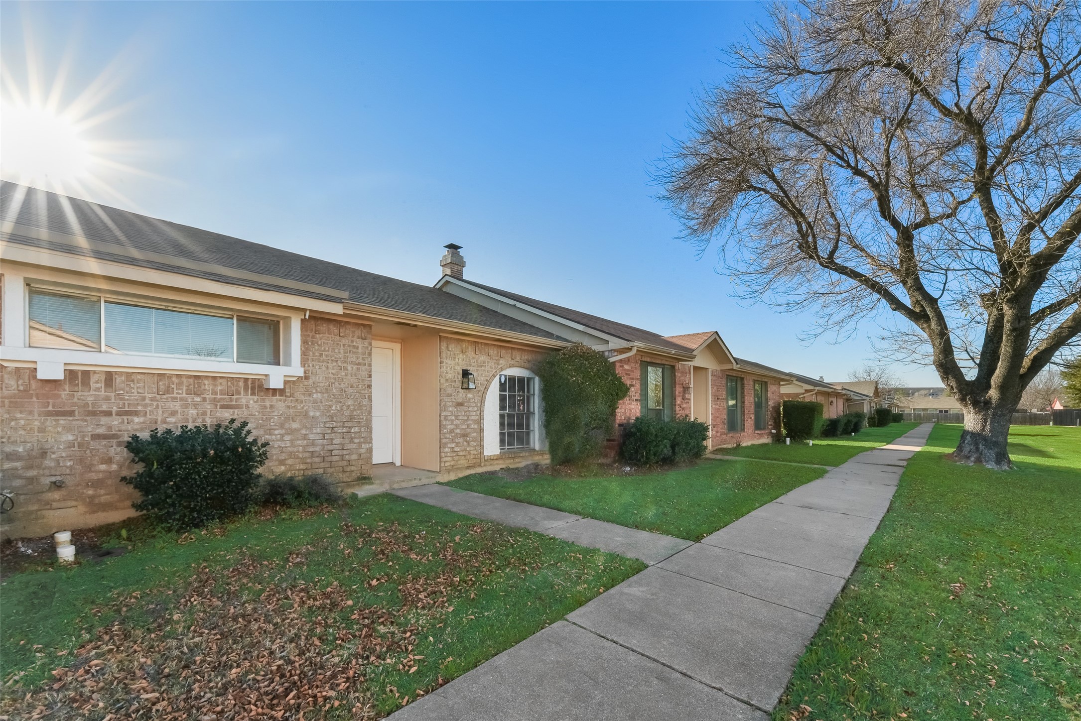 80 E Mountain Creek Drive Grand Prairie TX 75052