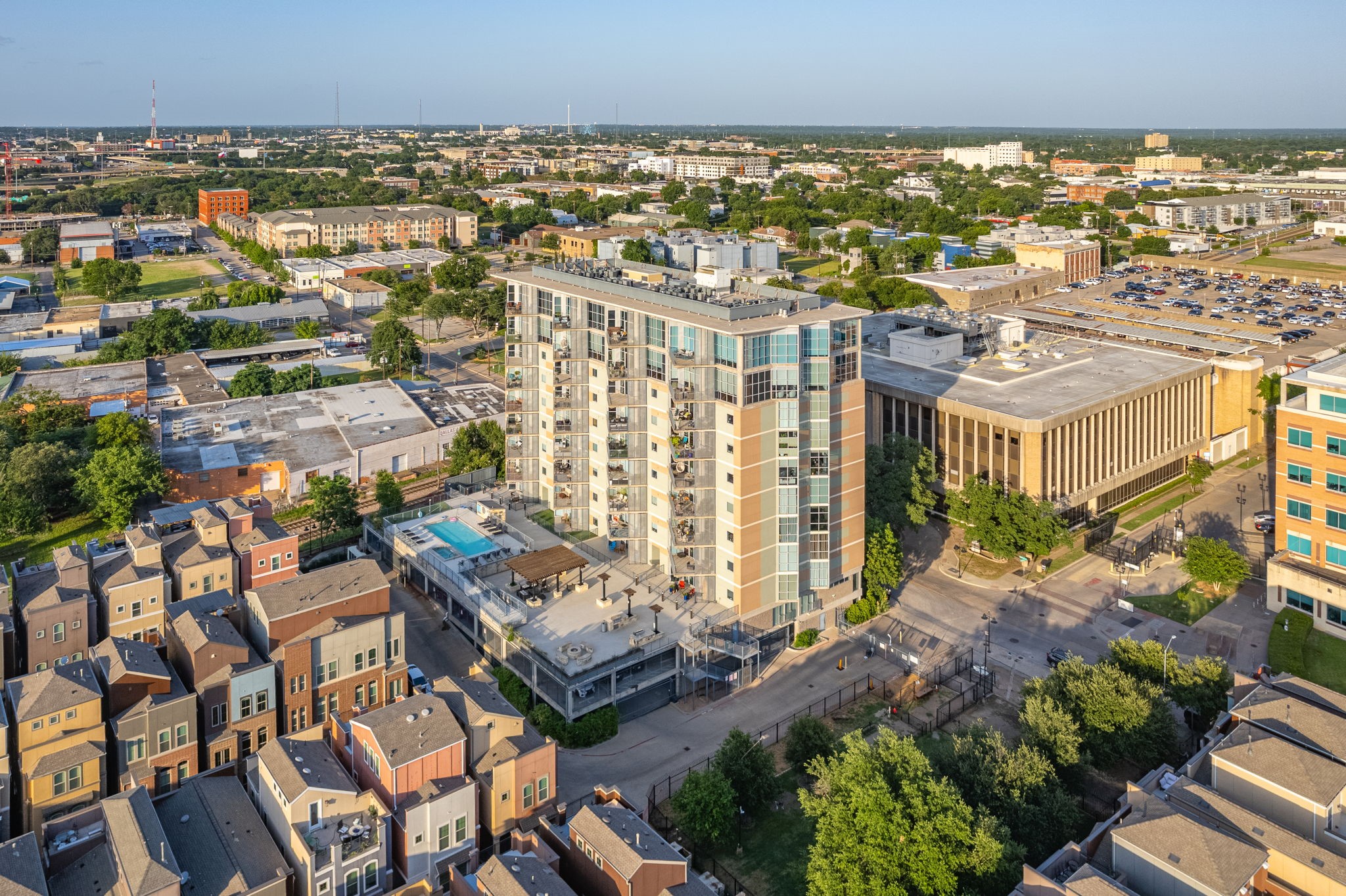 1001 Belleview Street Dallas TX 75215