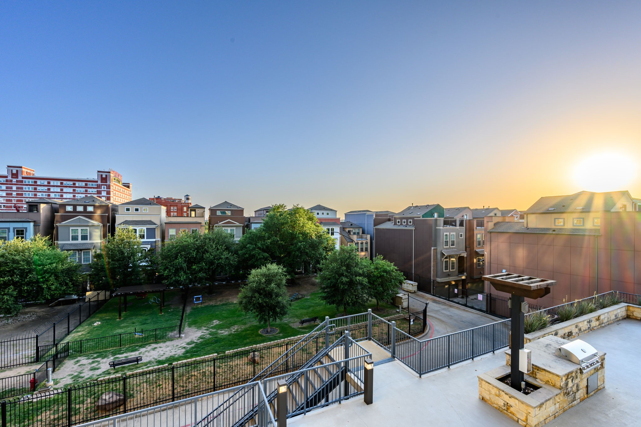 1001 Belleview Street Dallas TX 75215