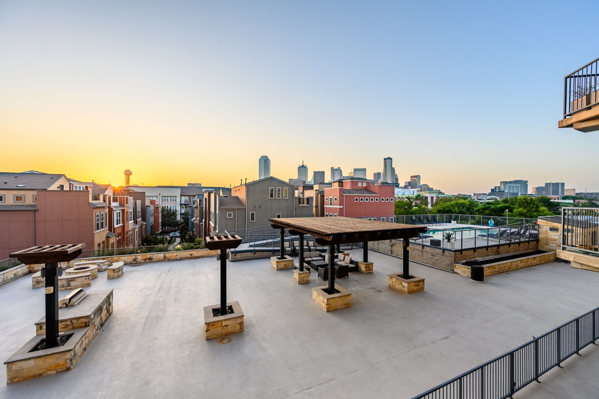 1001 Belleview Street Dallas TX 75215