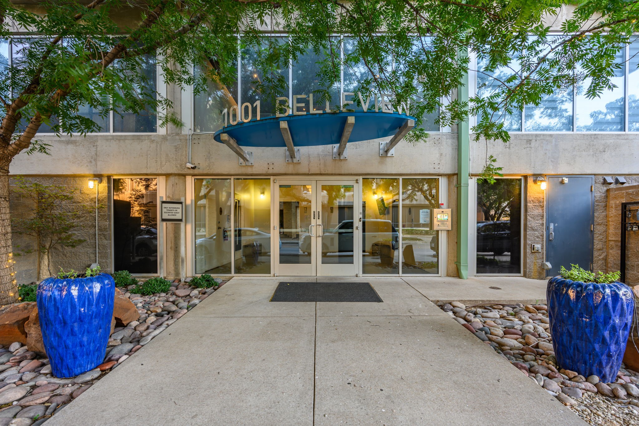 1001 Belleview Street Dallas TX 75215