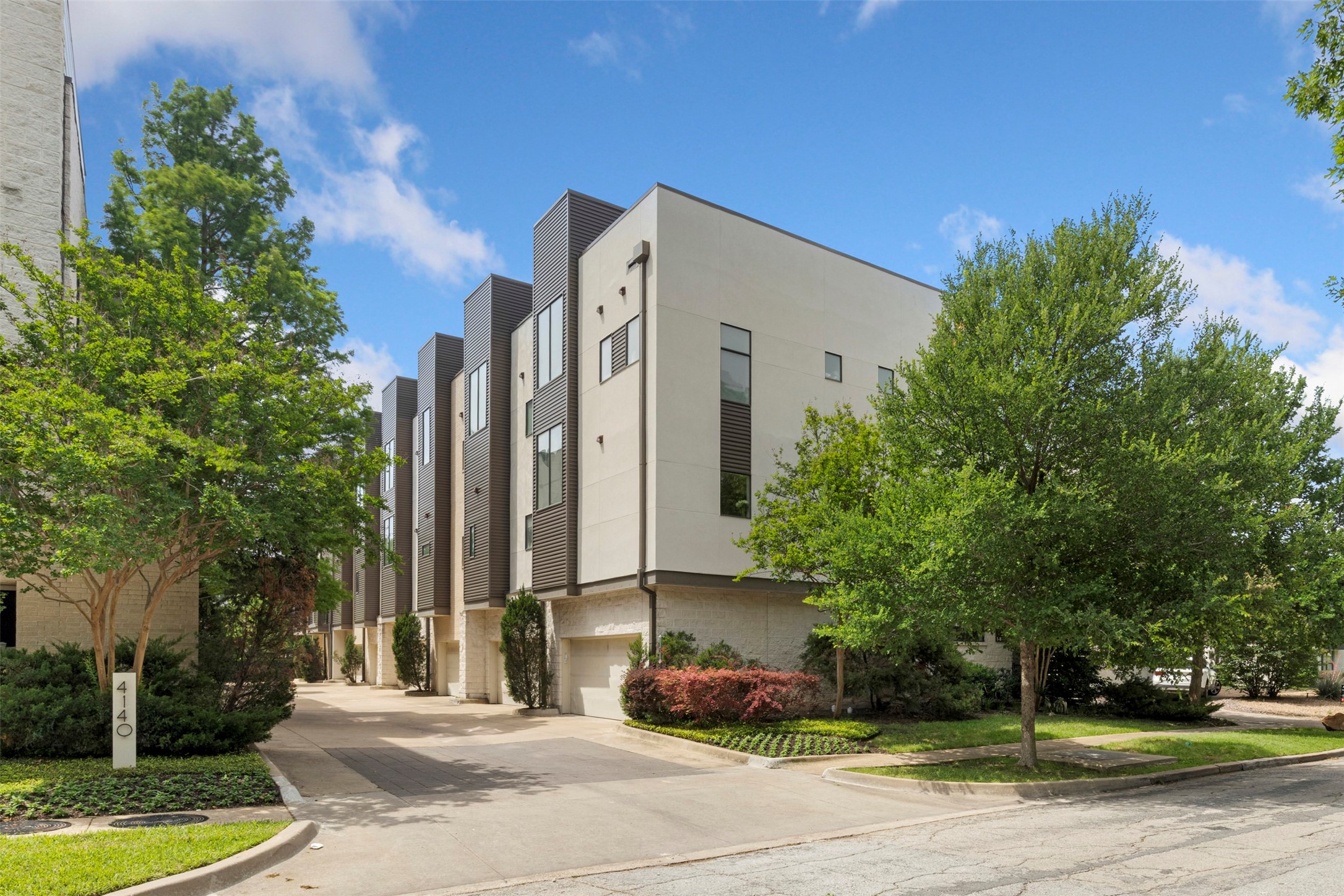 4140 Newton Avenue Dallas TX 75219