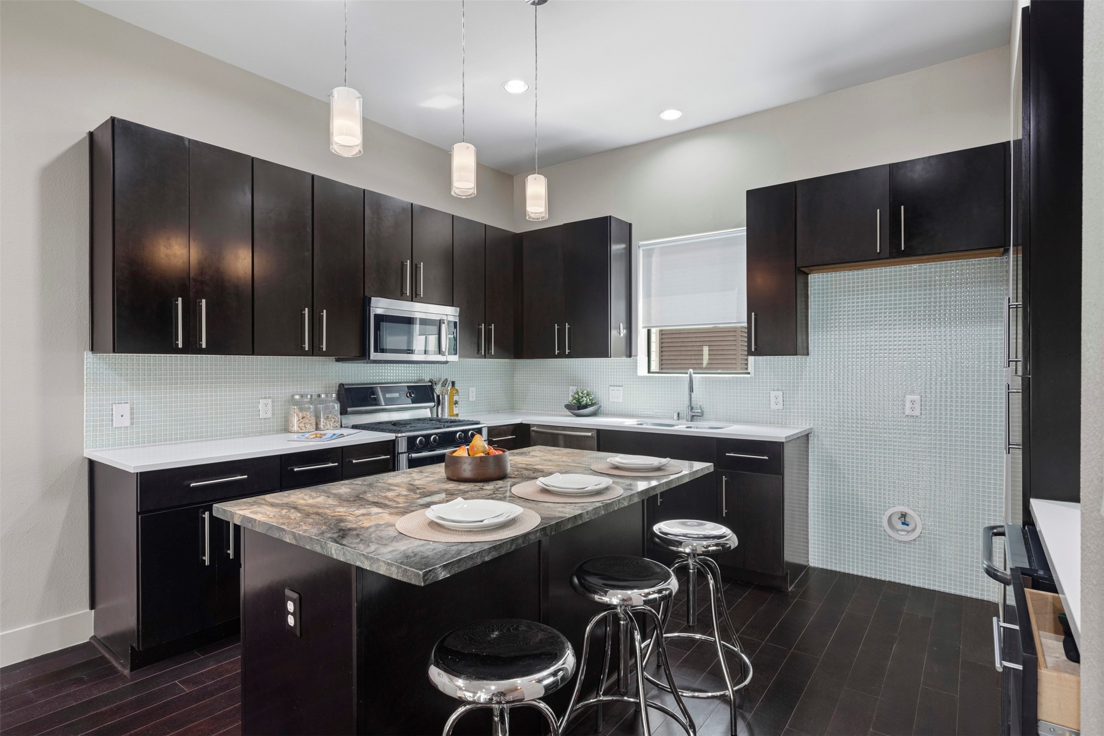 4140 Newton Avenue Dallas TX 75219