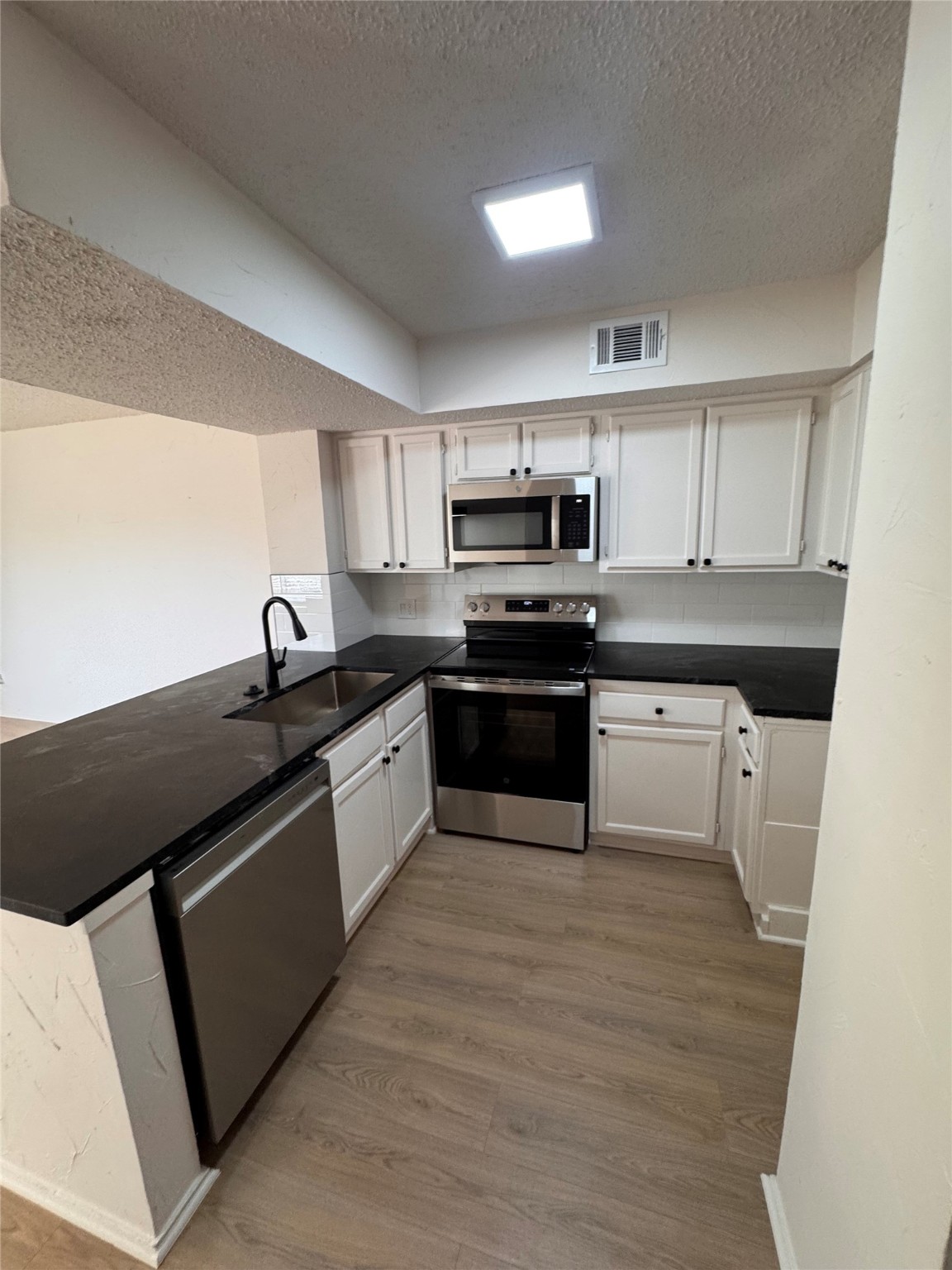 2305 Basil Drive Arlington TX 76006