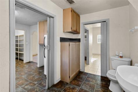 612 Poplar Street Teague TX 75860