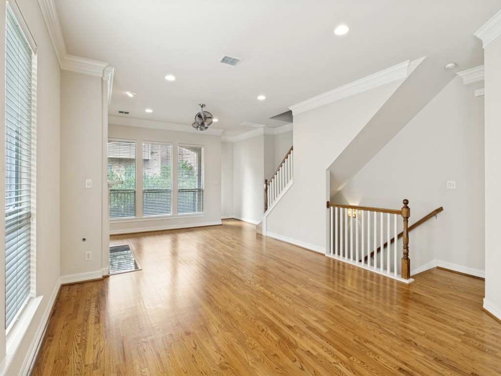 3709 Wycliff Avenue Dallas TX 75219