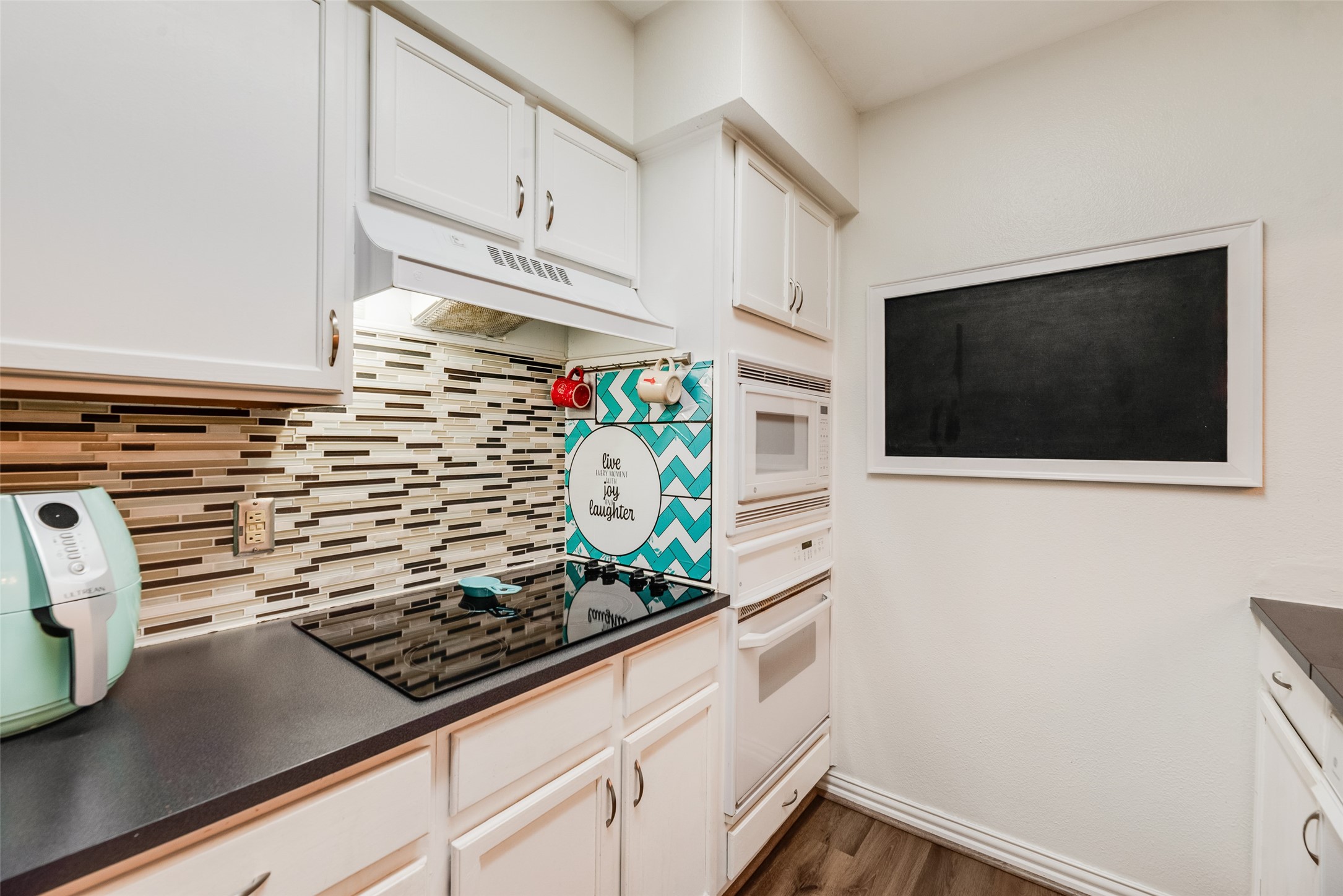 7510 Holly Hill Drive Dallas TX 75231