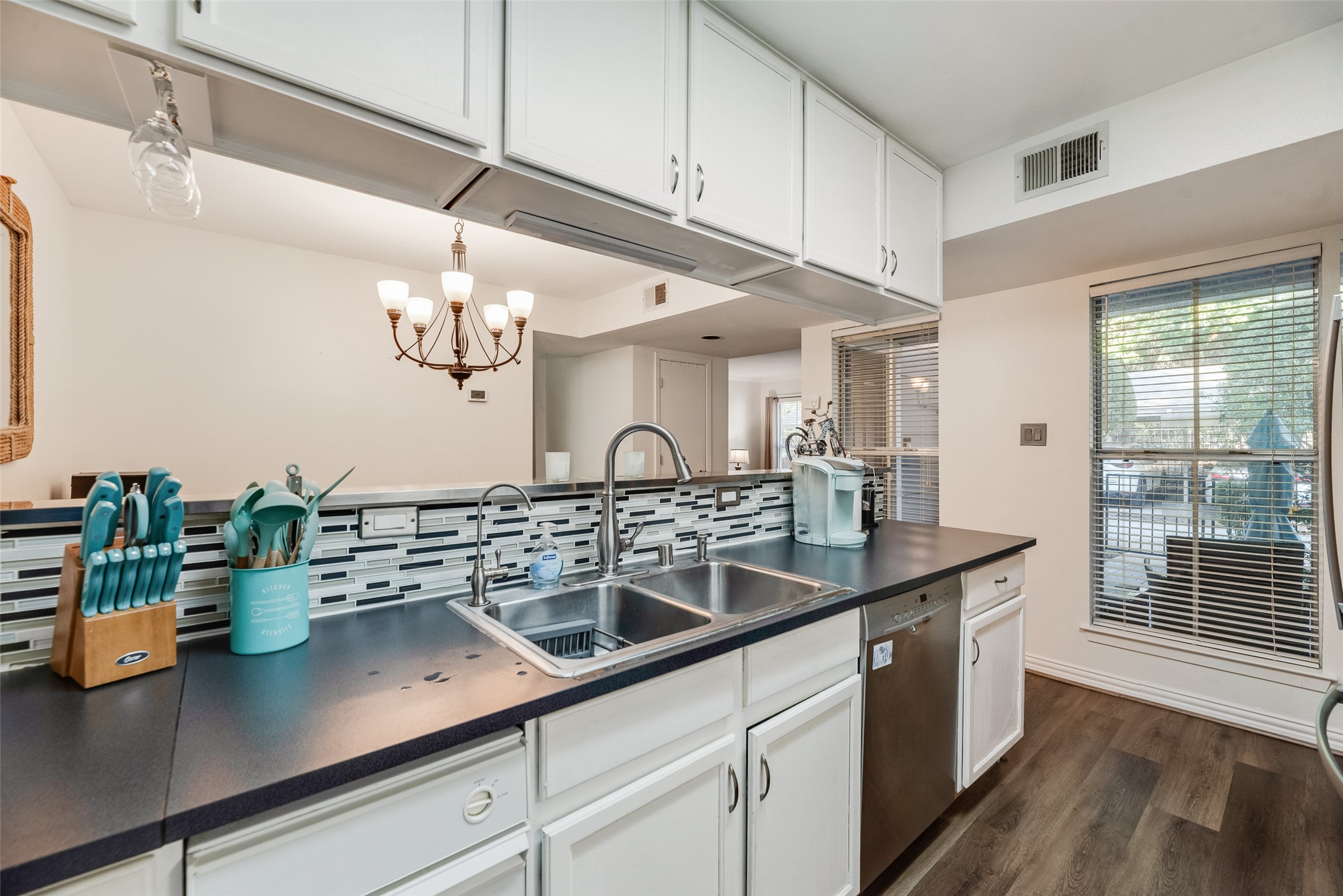 7510 Holly Hill Drive Dallas TX 75231