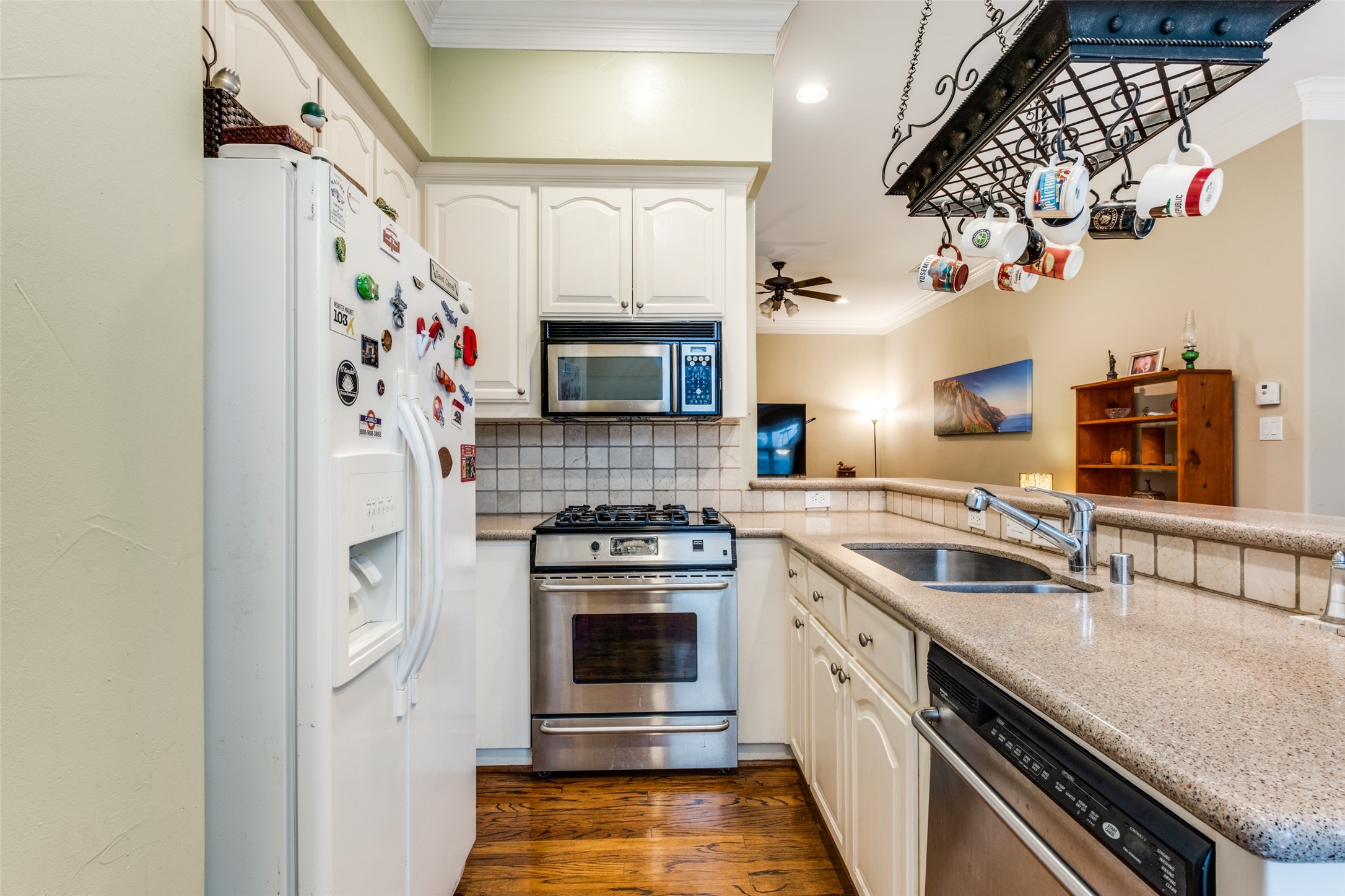 4007 Bowser Avenue Dallas TX 75219