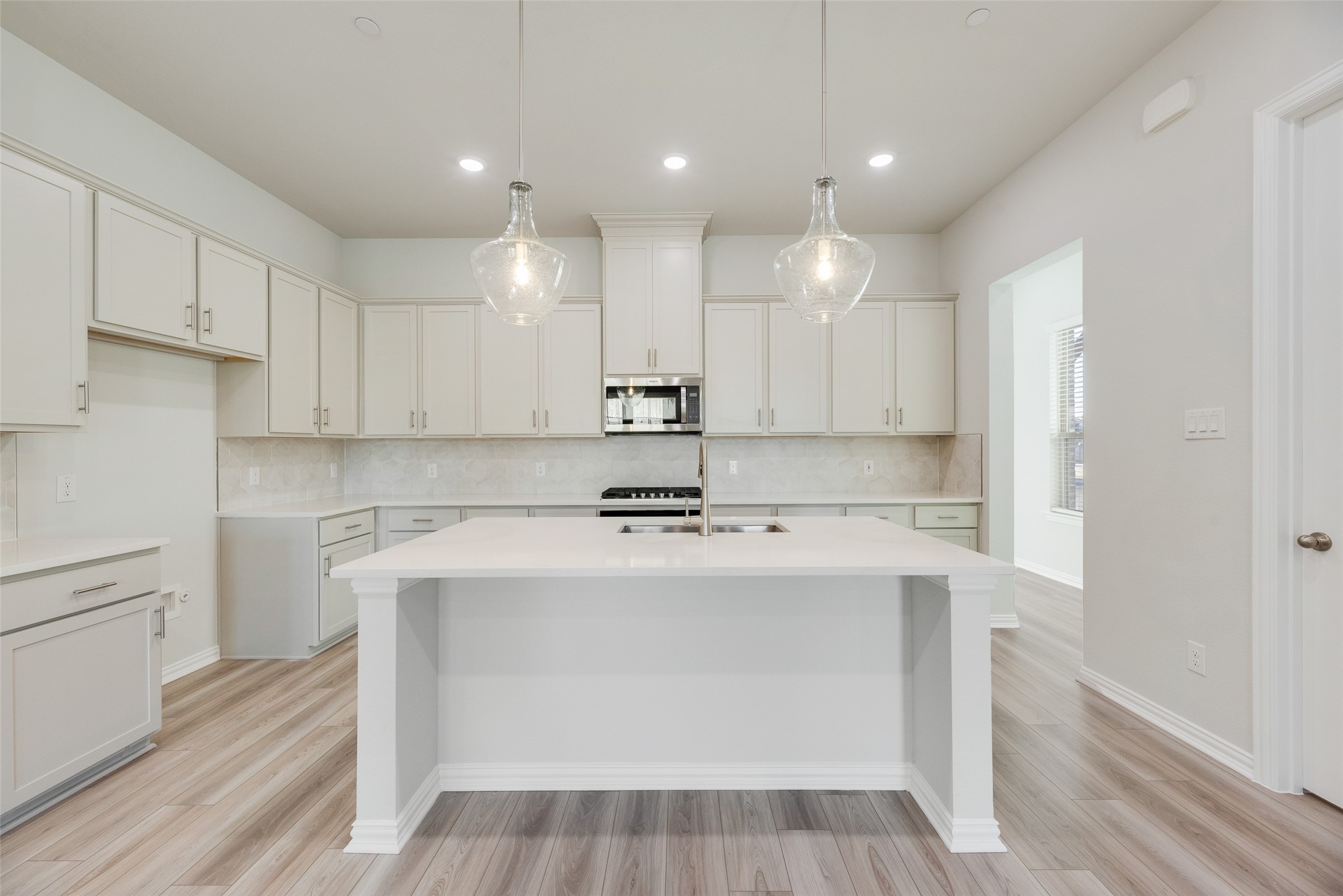 8087 Challenger Street Frisco TX 75034