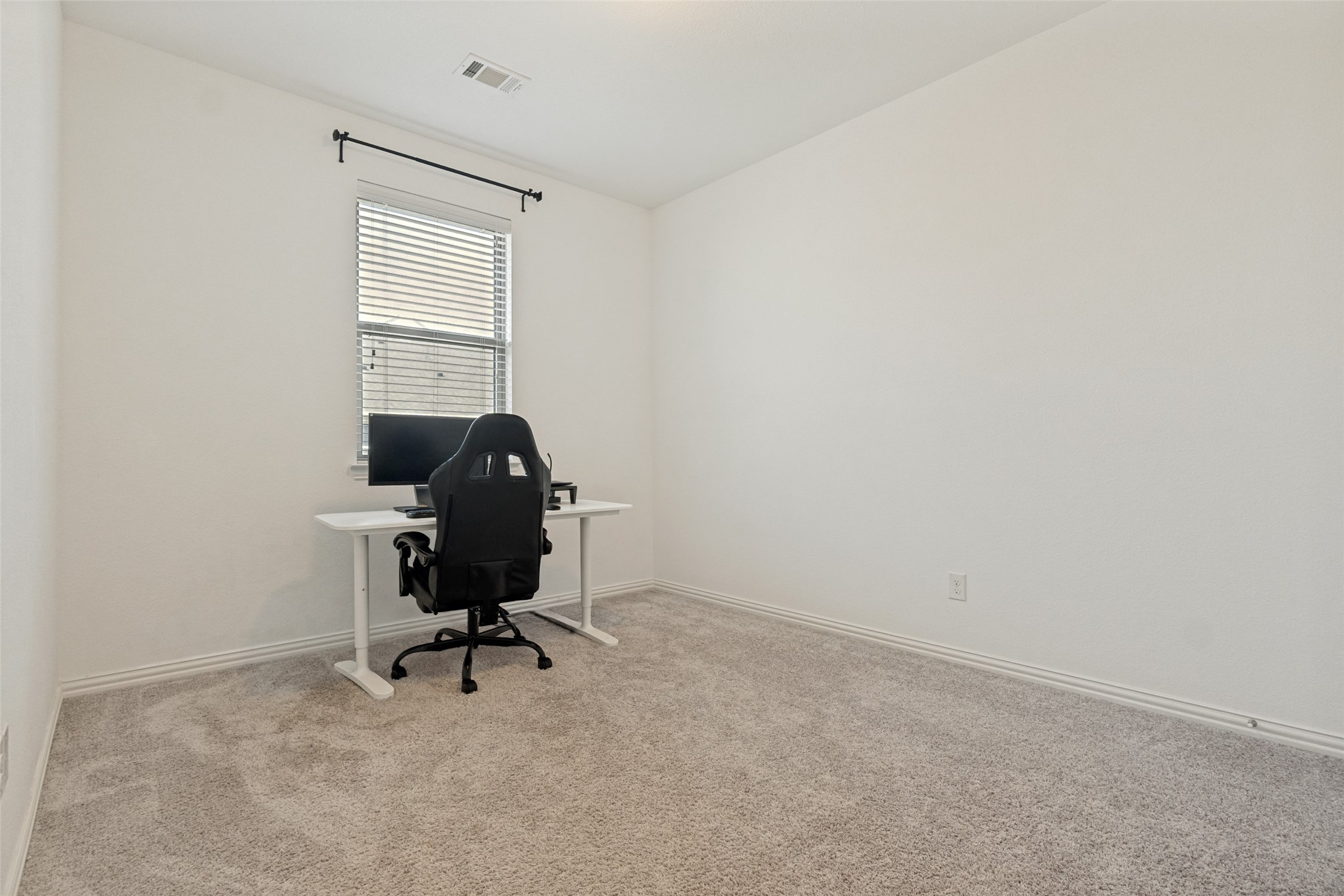 4246 Cascade Sky Arlington TX 76005