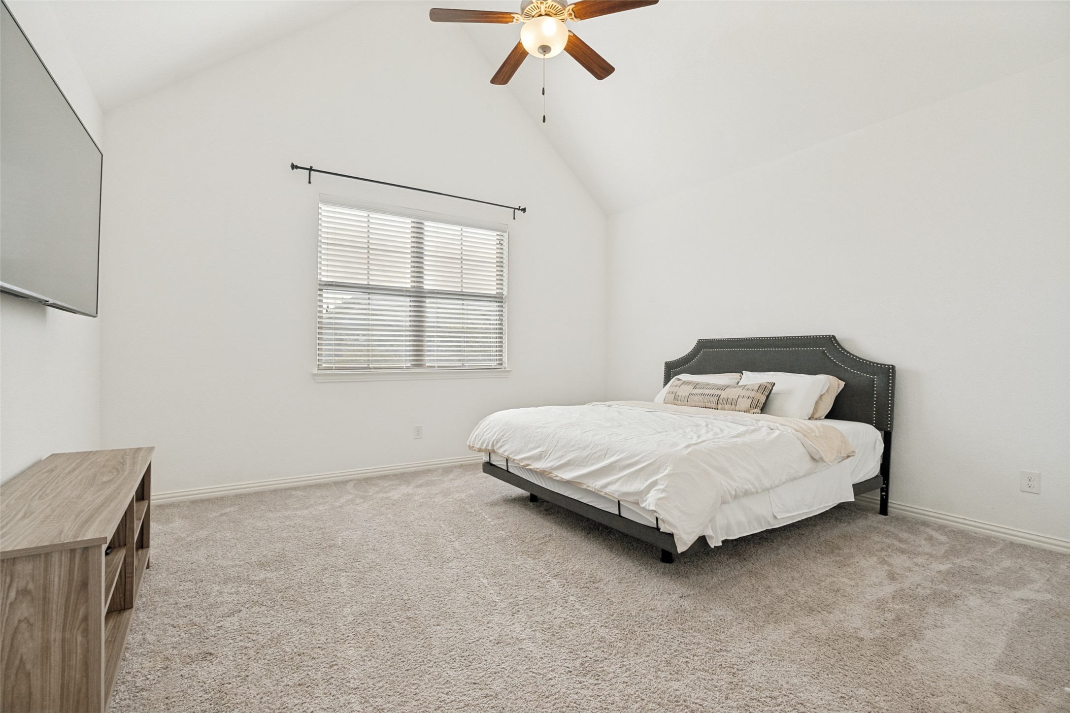 4246 Cascade Sky Arlington TX 76005
