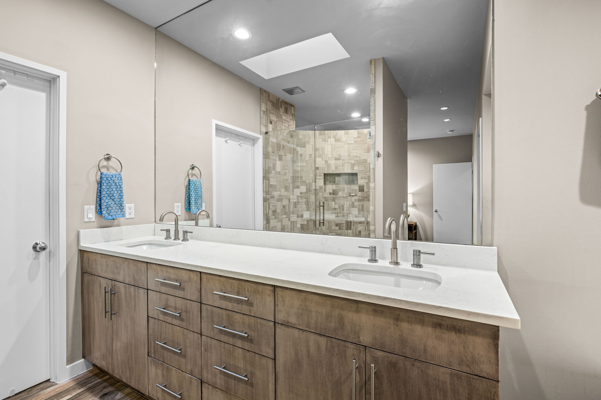 3352 Miro Place Dallas TX 75204