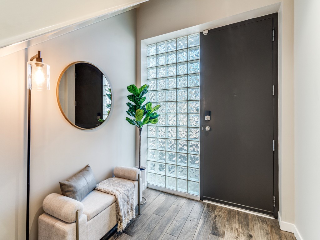 3352 Miro Place Dallas TX 75204