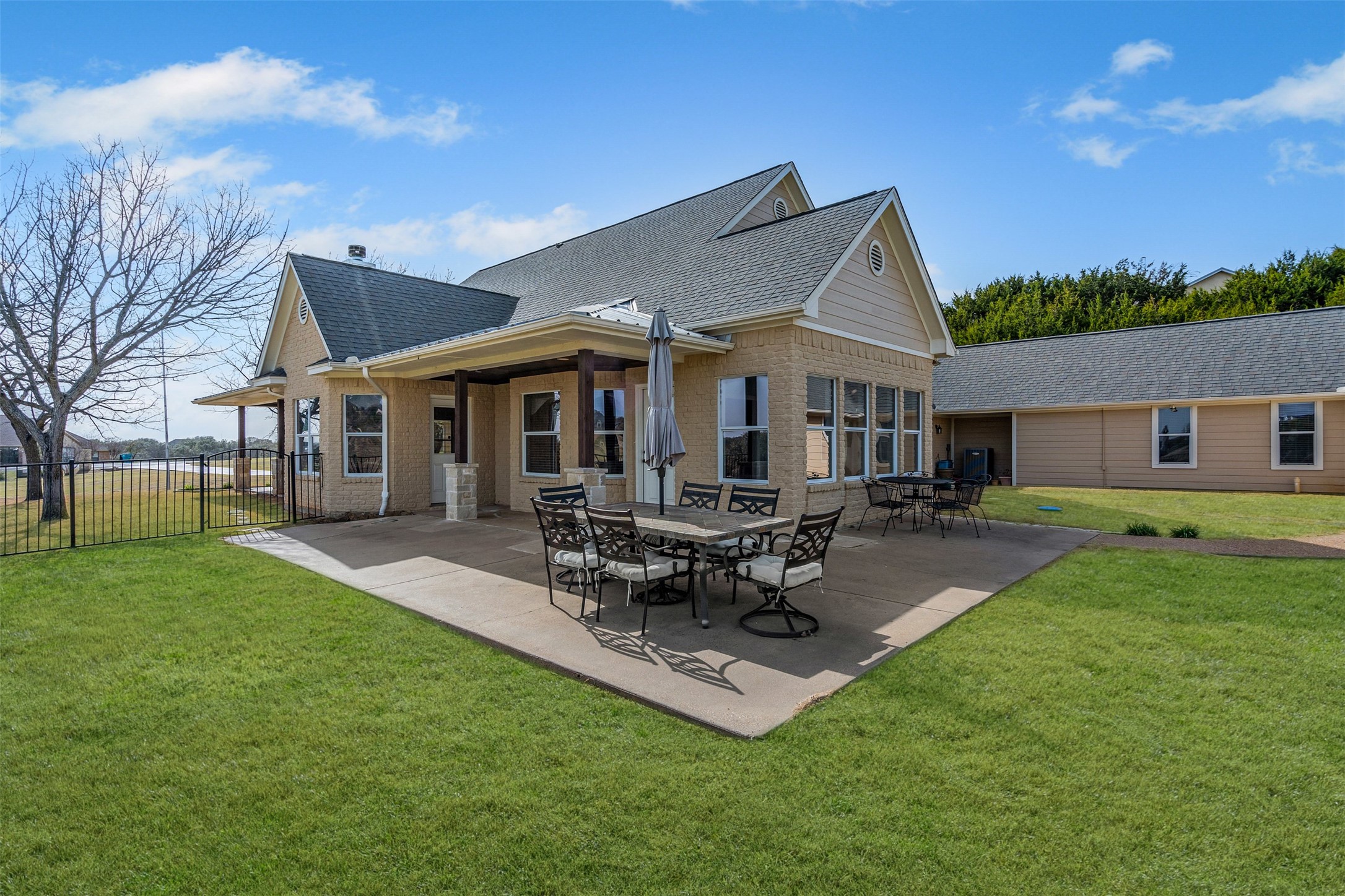 2118 Darby Dan Court Granbury TX 76049
