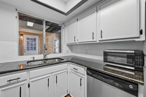 703 Trinidad Drive Grand Prairie TX 75052