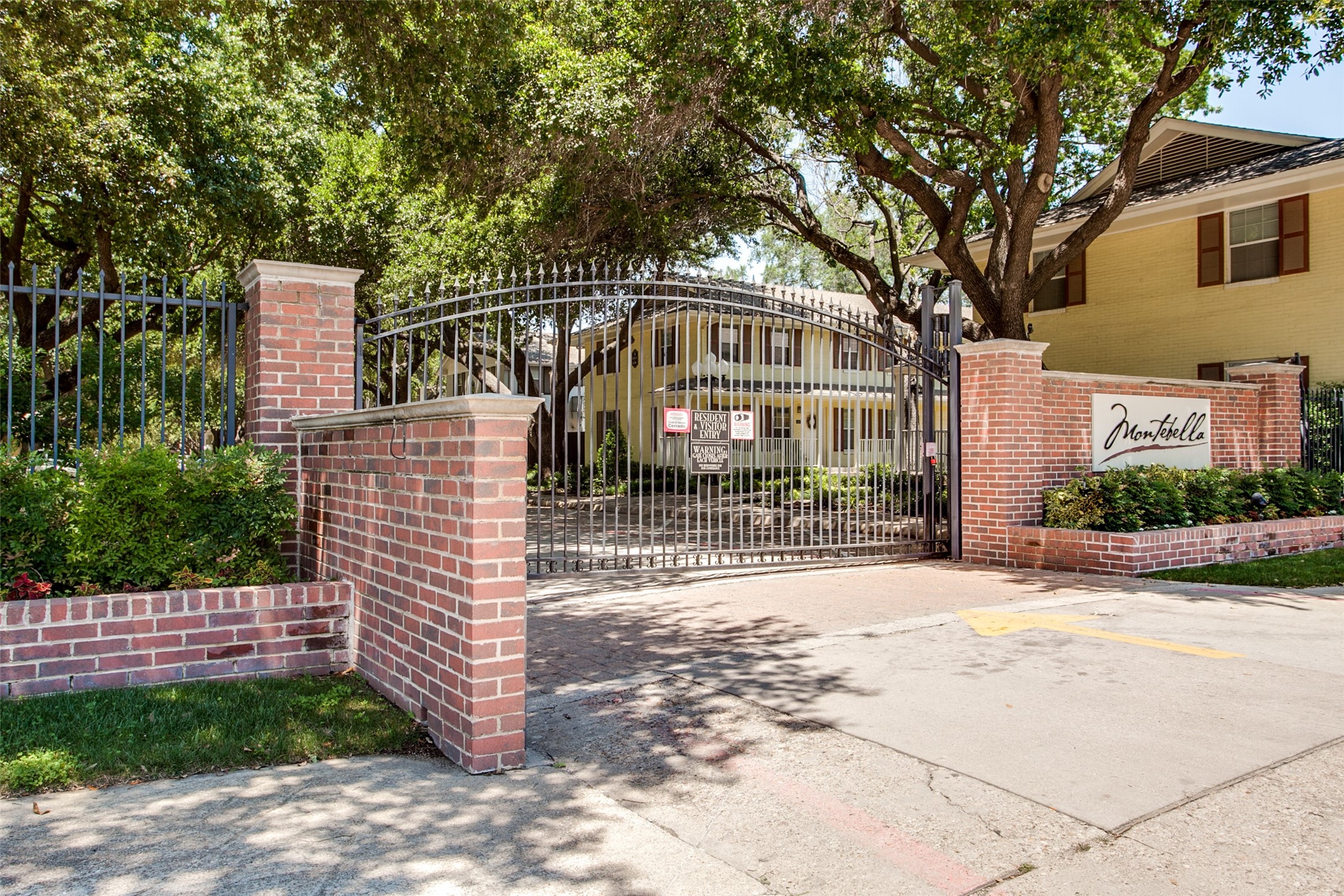 4727 Bradford Drive Dallas TX 75219