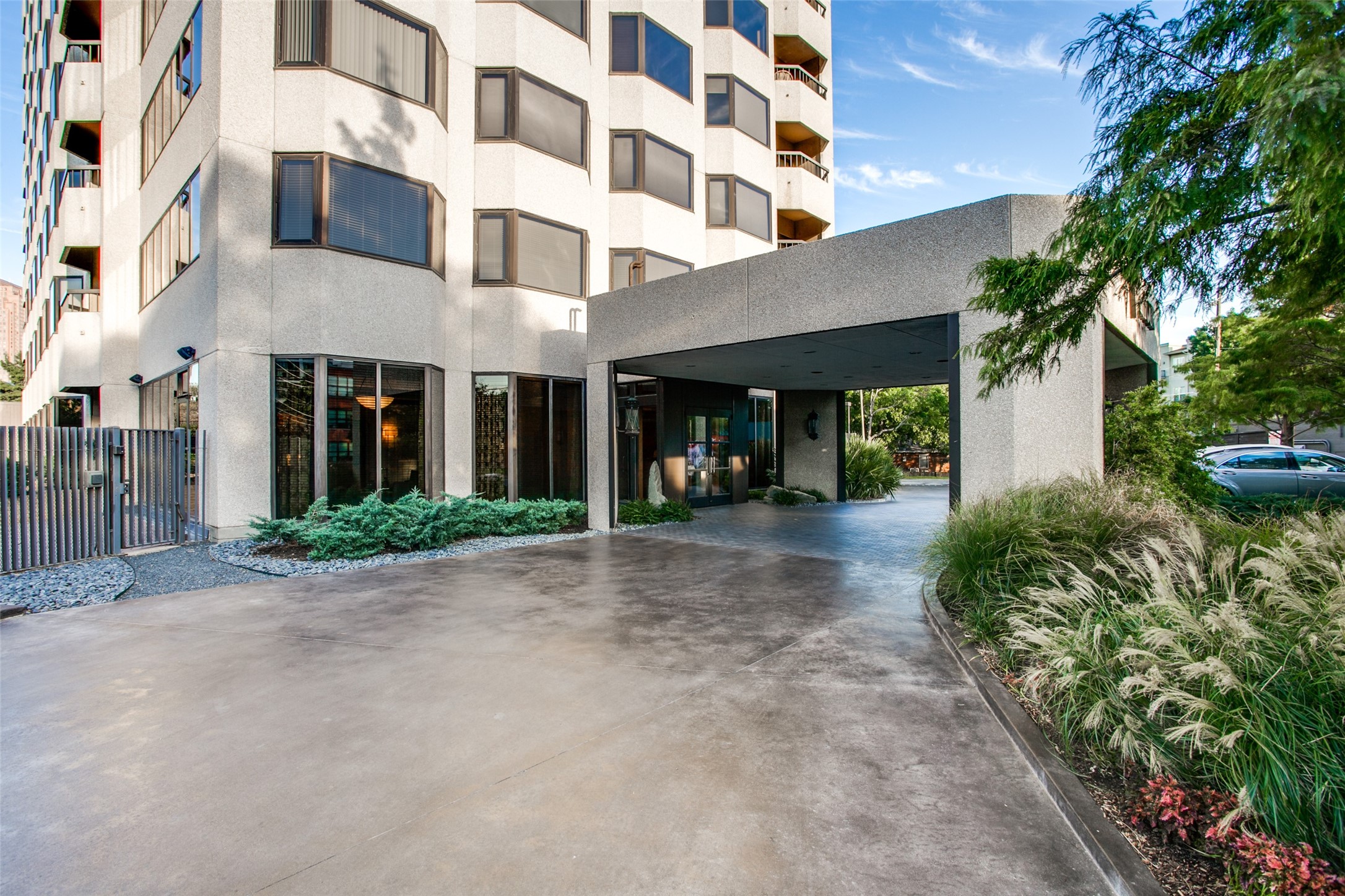 3030 Mckinney Avenue Dallas TX 75204