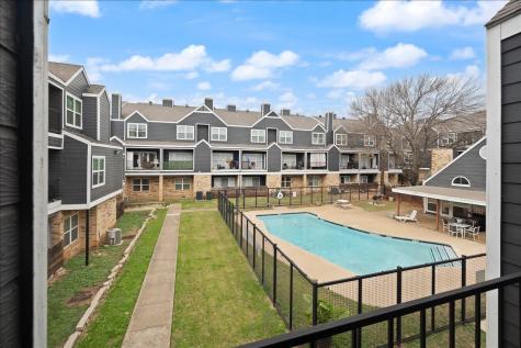 1441 Westmount Avenue Dallas TX 75211