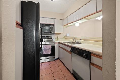 1441 Westmount Avenue Dallas TX 75211