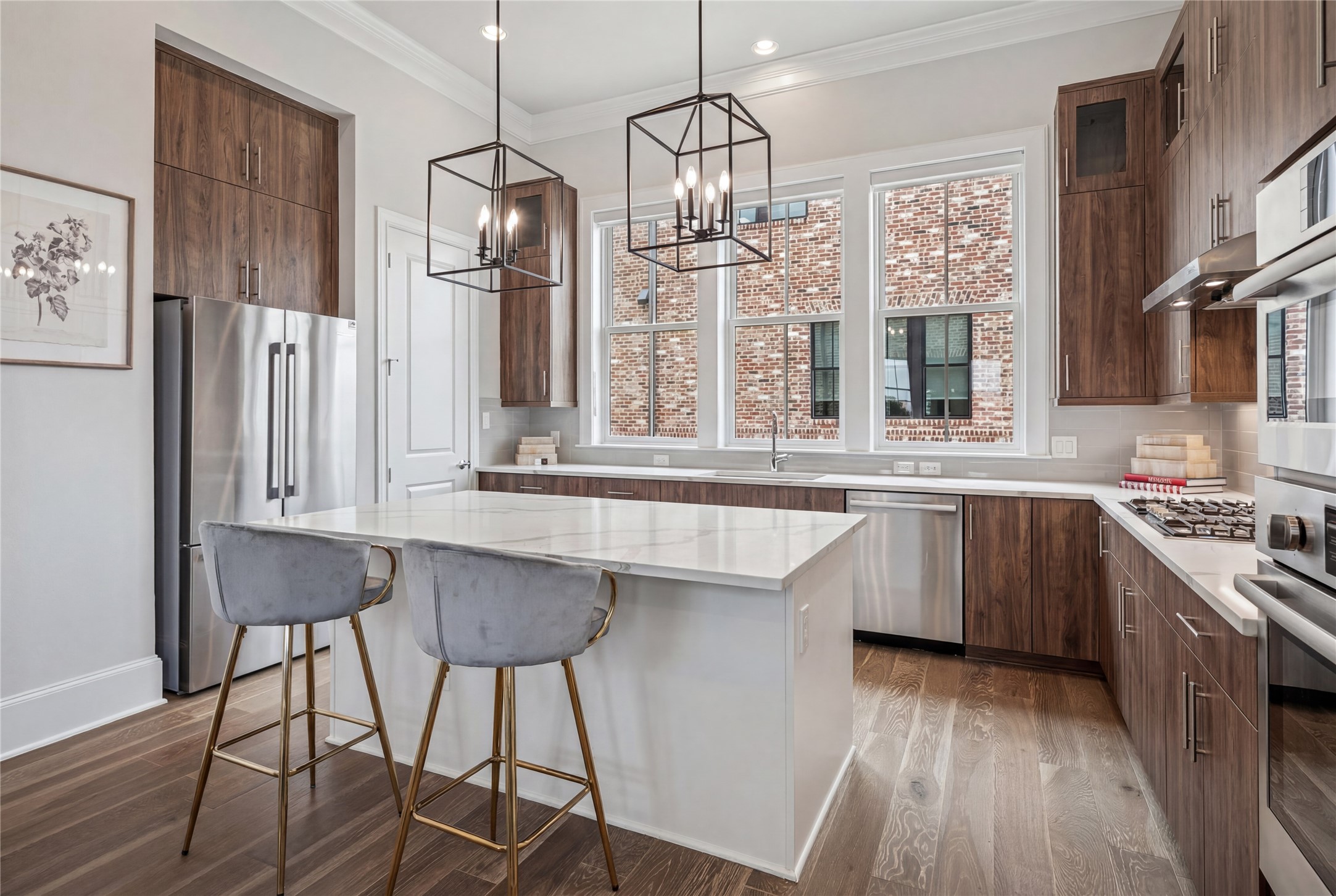 14953 Holly Street Addison TX 75001