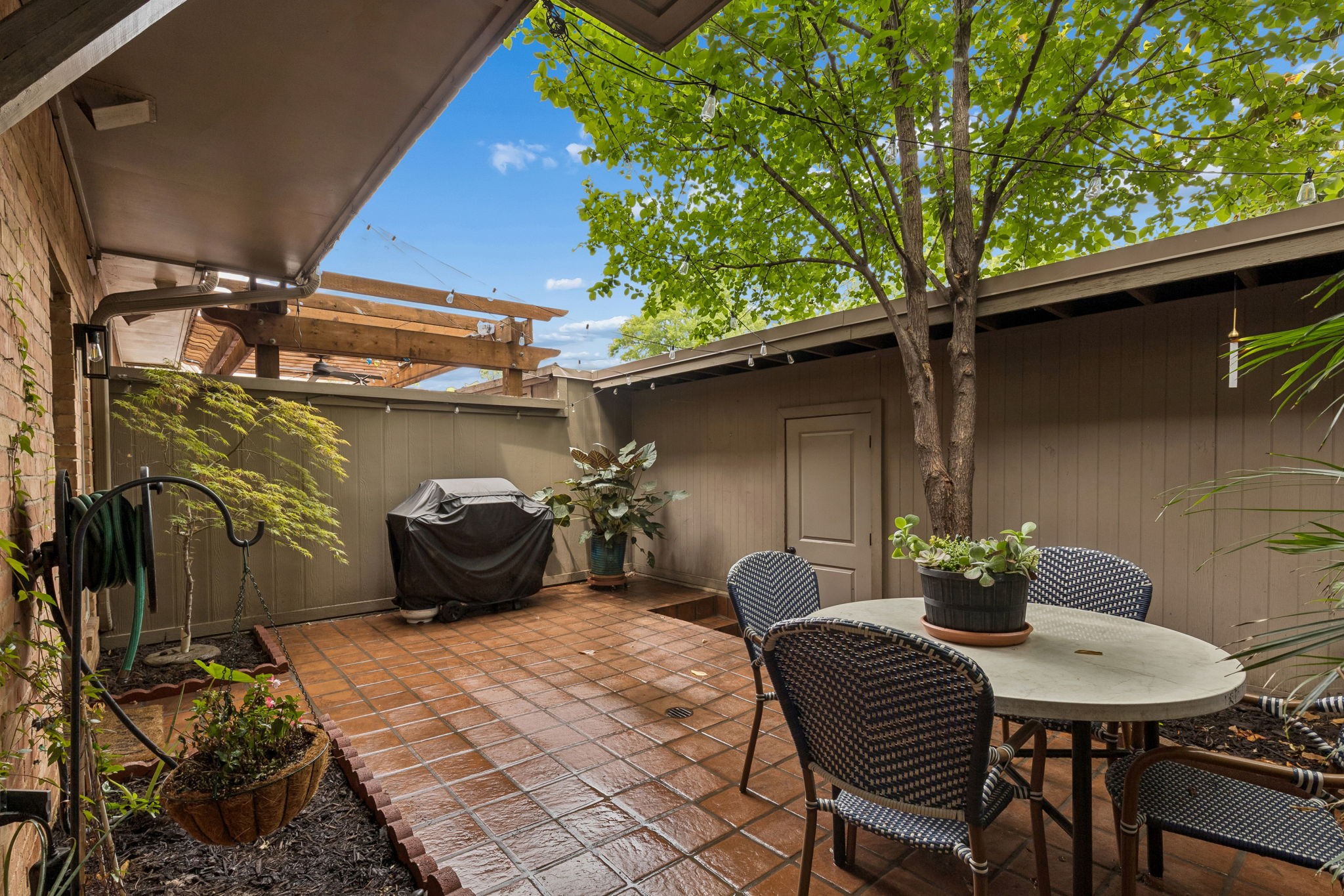 3335 Prescott Avenue Dallas TX 75219