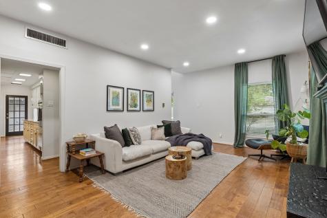 3335 Prescott Avenue Dallas TX 75219