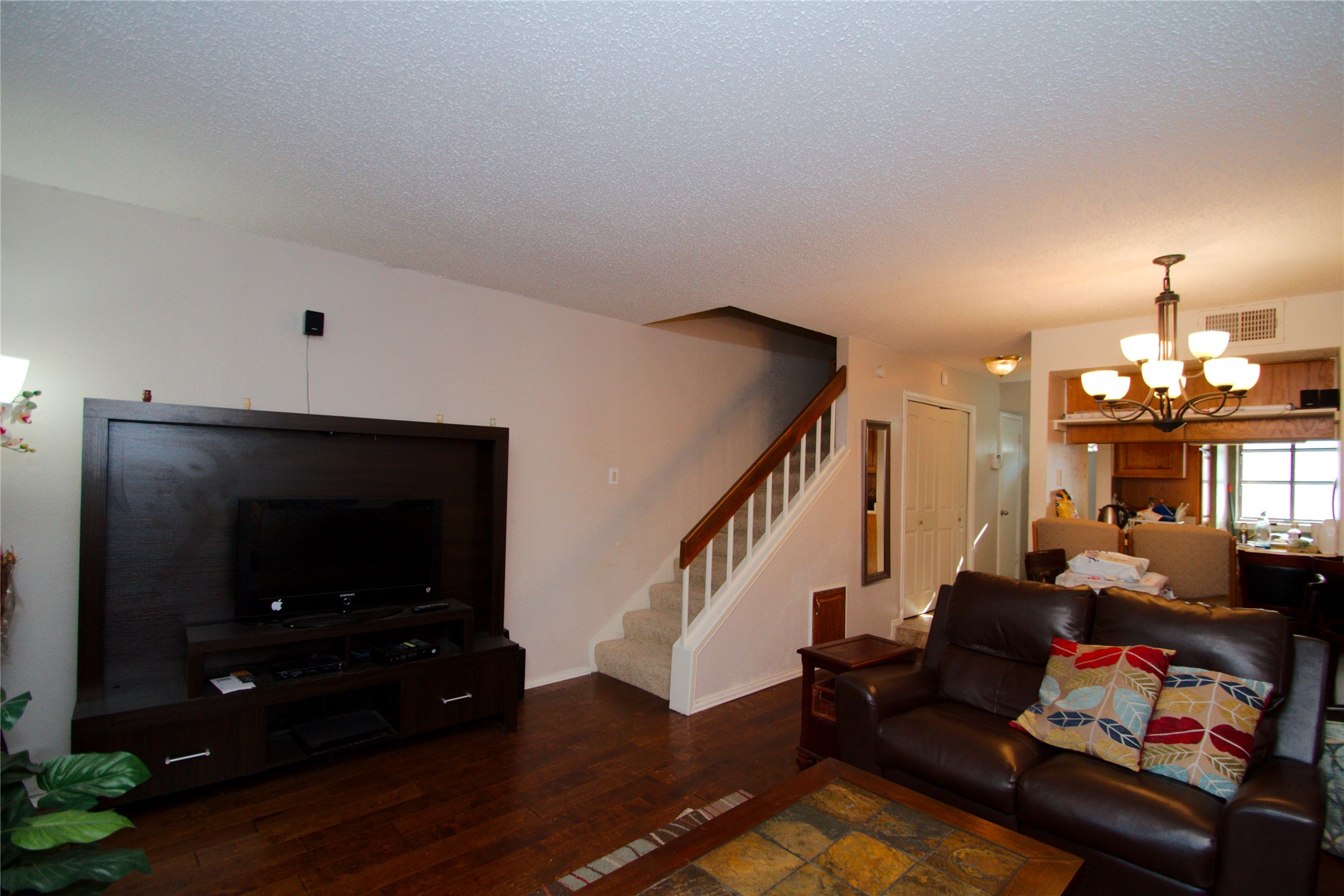 2121 Park Willow Lane Arlington TX 76011