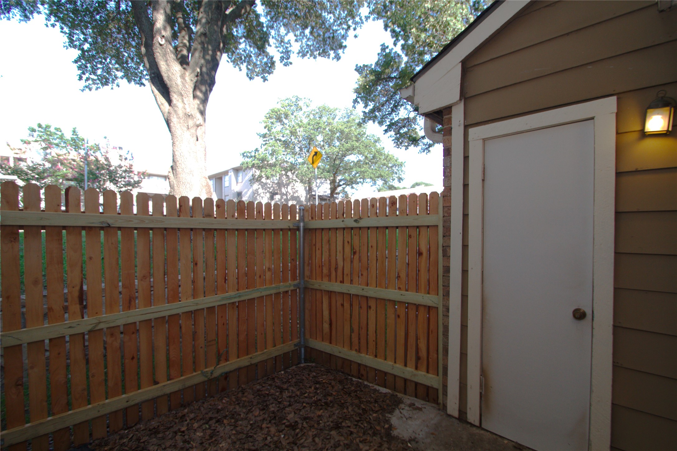 2121 Park Willow Lane Arlington TX 76011