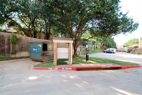 2121 Park Willow Lane Arlington TX 76011