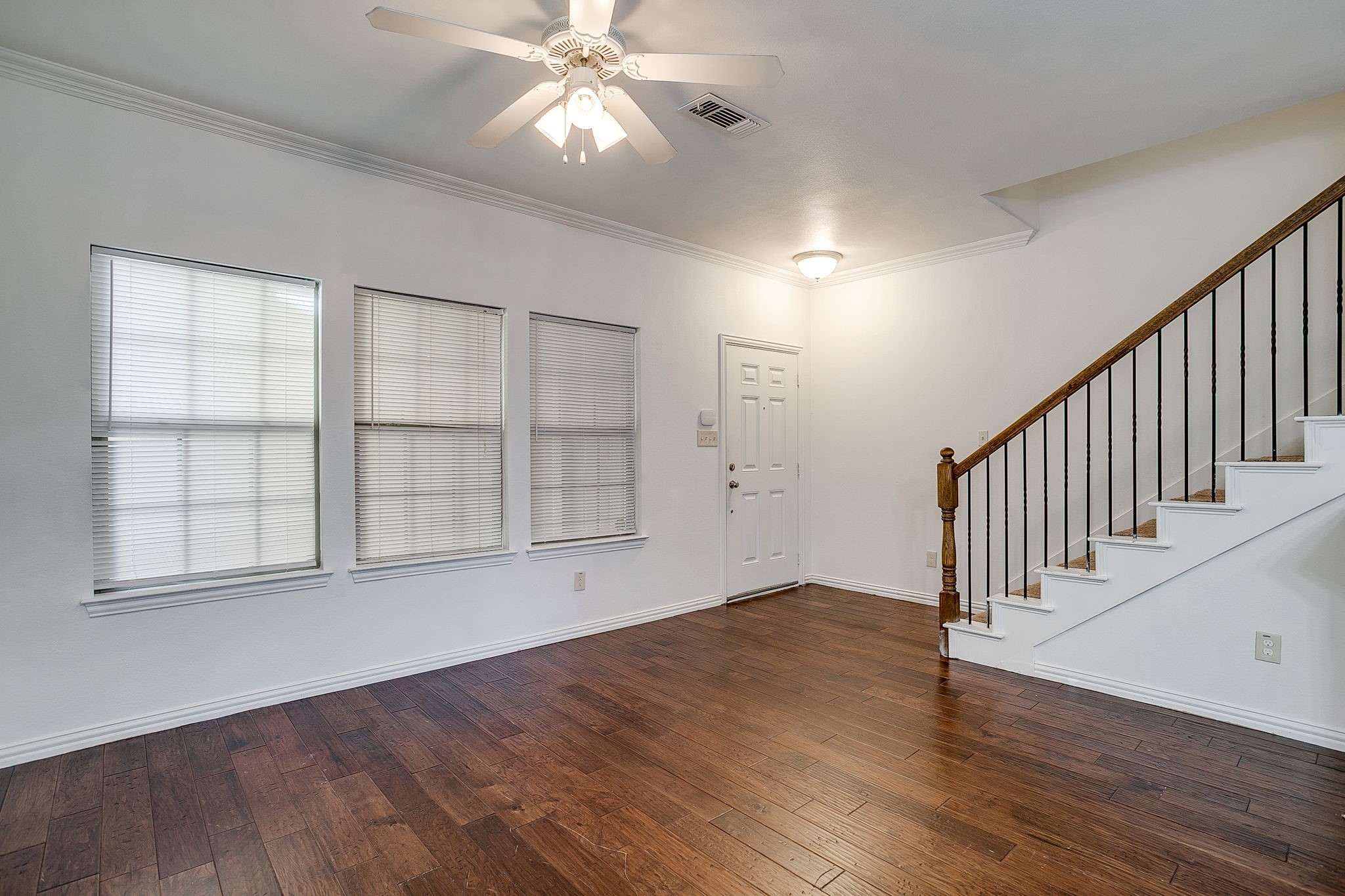 1524 Aldra Drive Fort Worth TX 76120