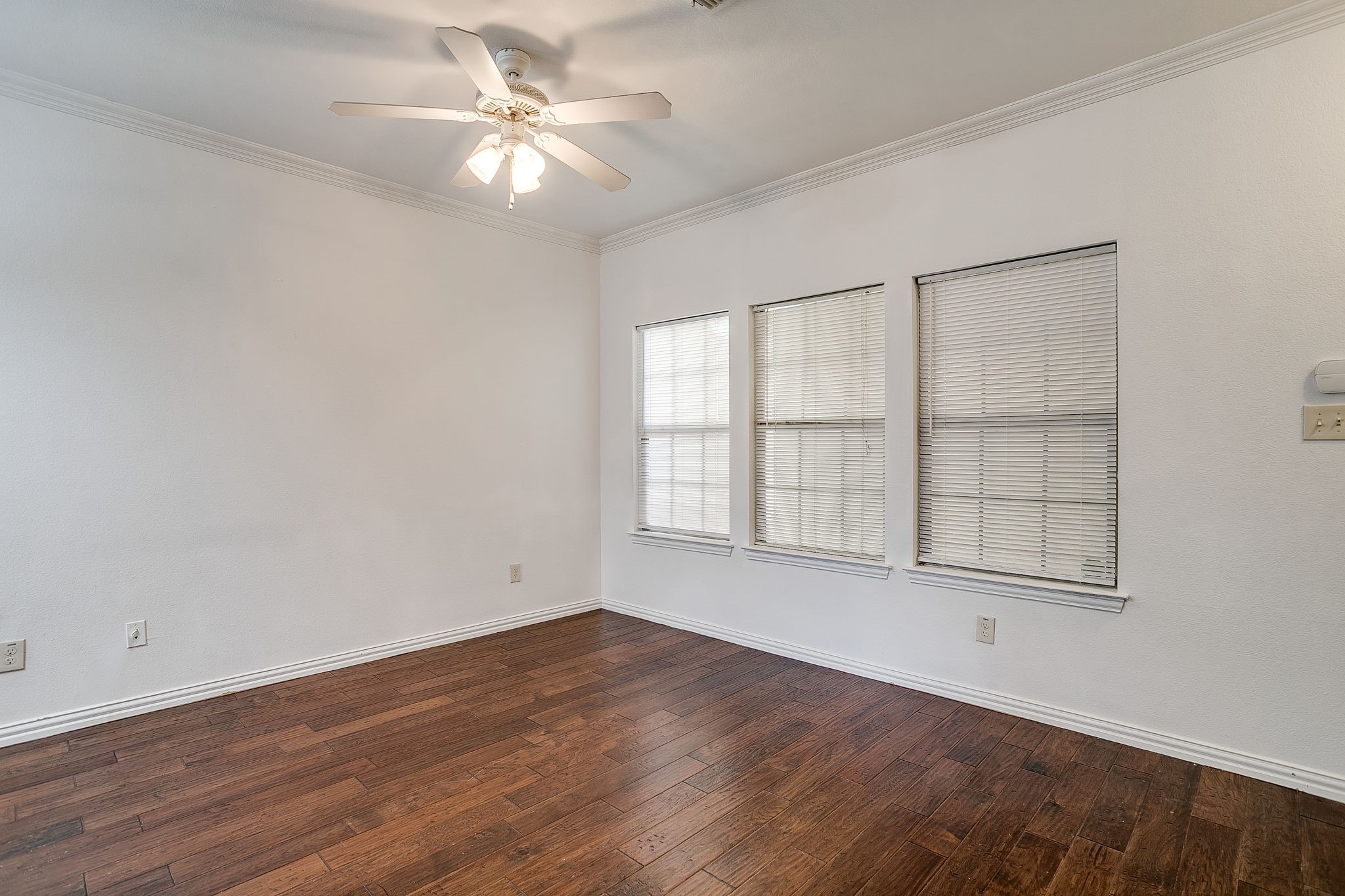 1524 Aldra Drive Fort Worth TX 76120