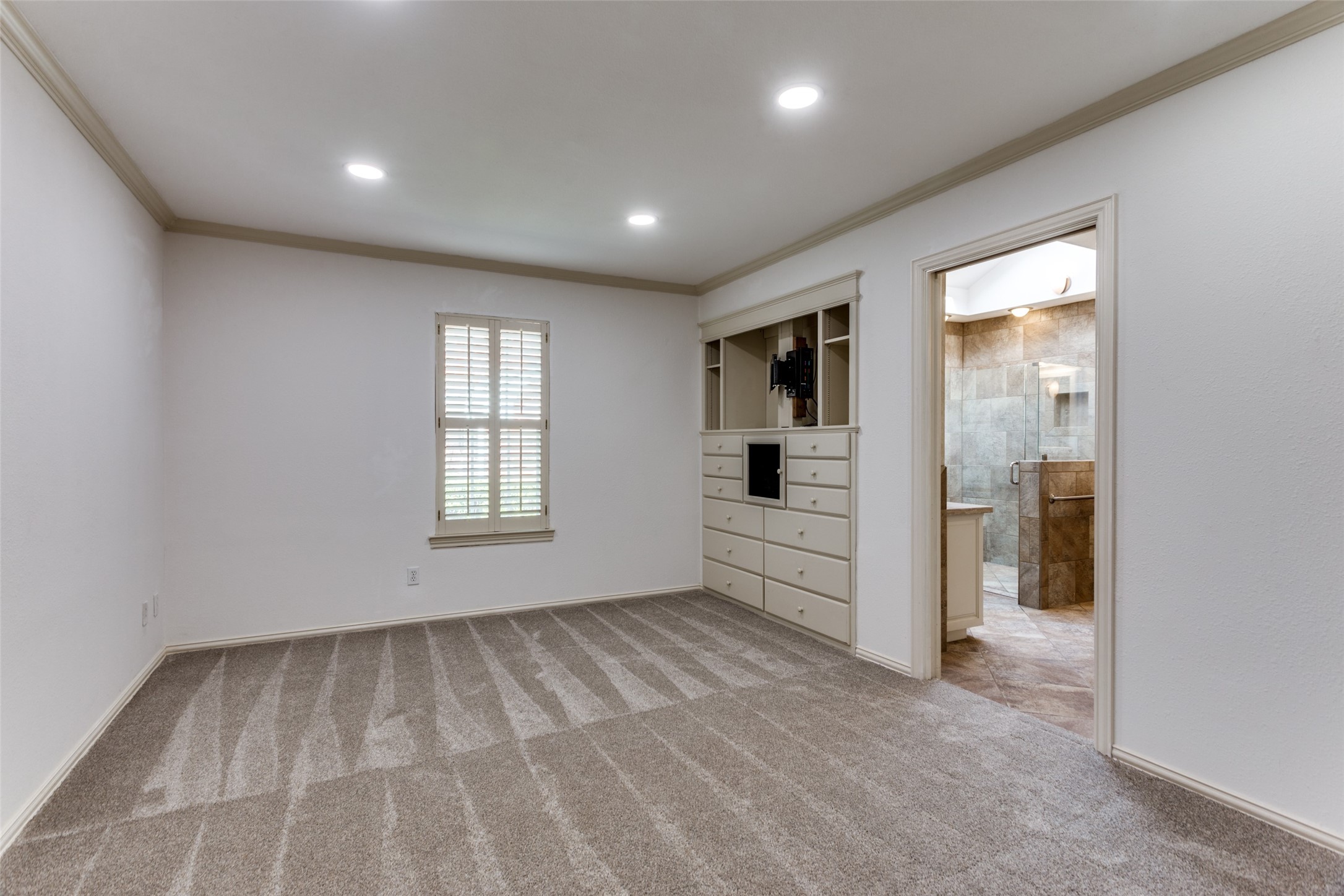 1395 Roaring Springs Road Fort Worth TX 76114