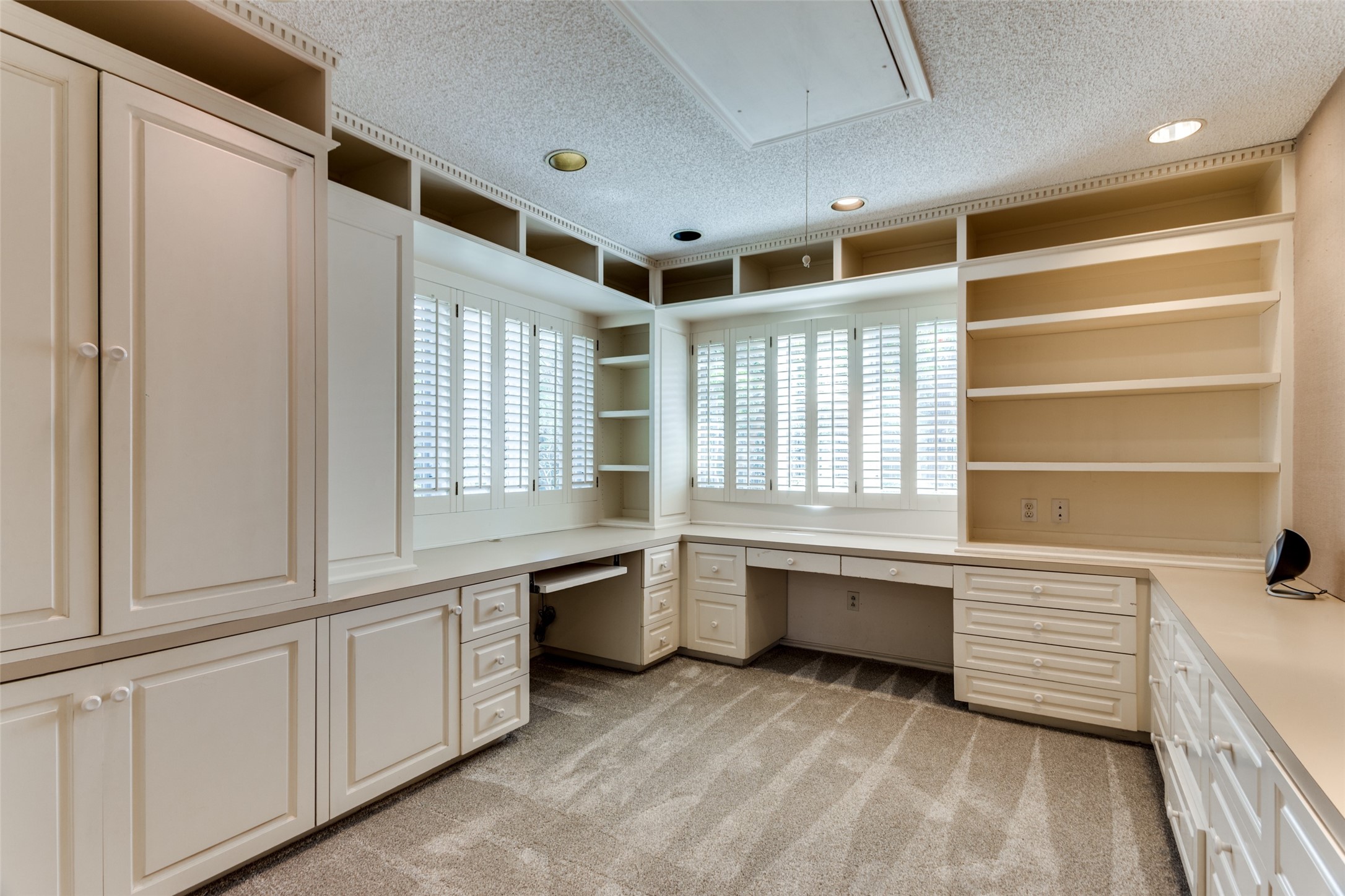 1395 Roaring Springs Road Fort Worth TX 76114
