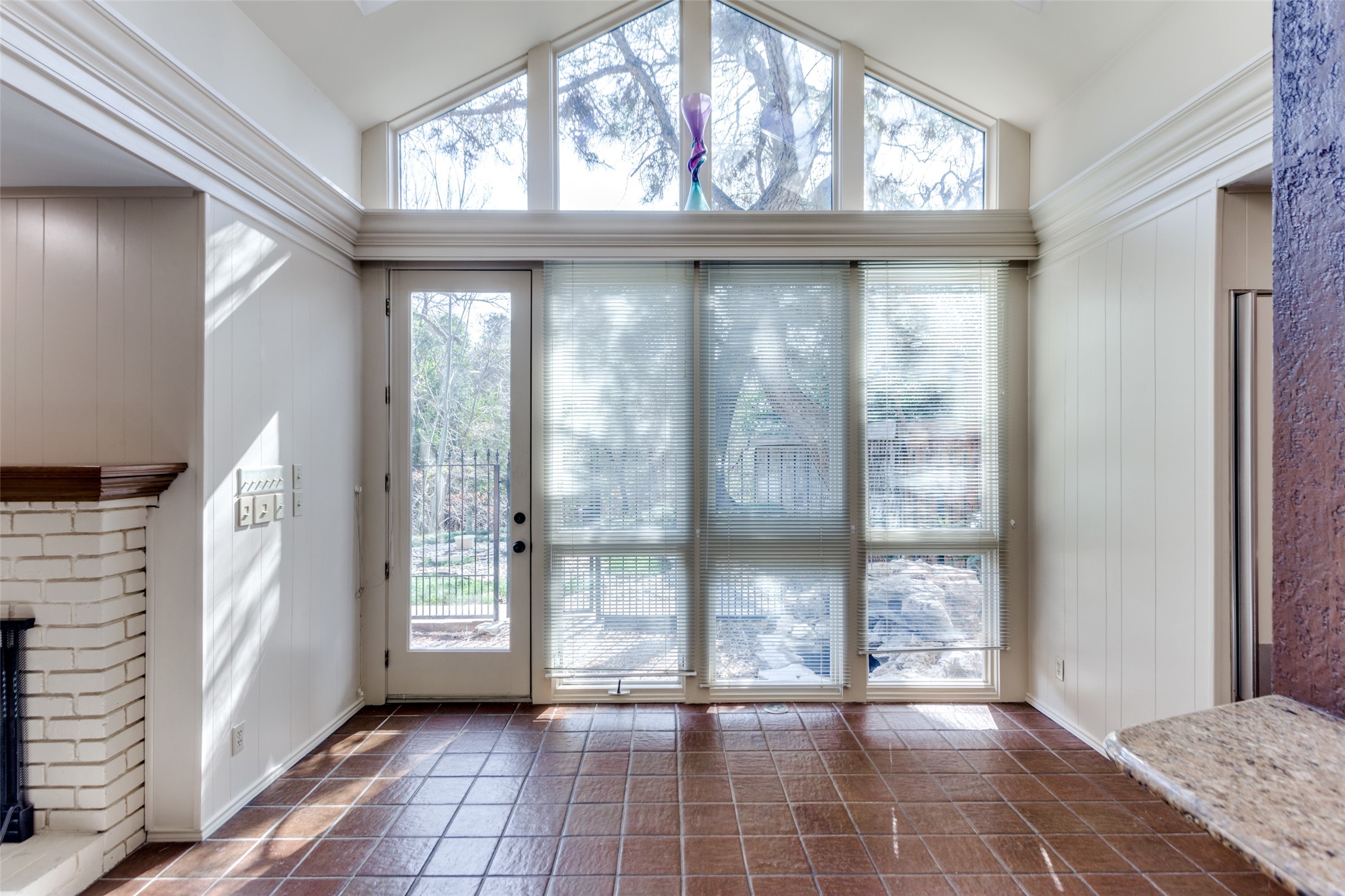 1395 Roaring Springs Road Fort Worth TX 76114