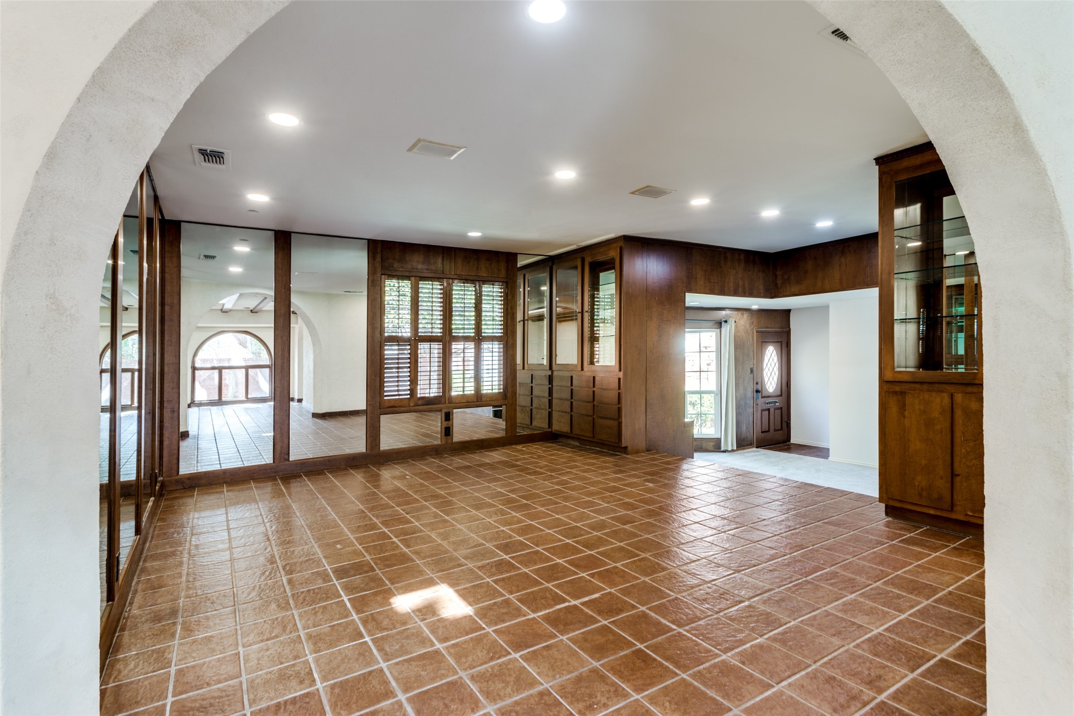1395 Roaring Springs Road Fort Worth TX 76114