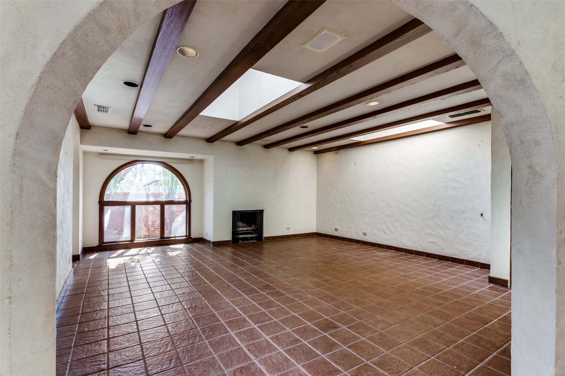 1395 Roaring Springs Road Fort Worth TX 76114